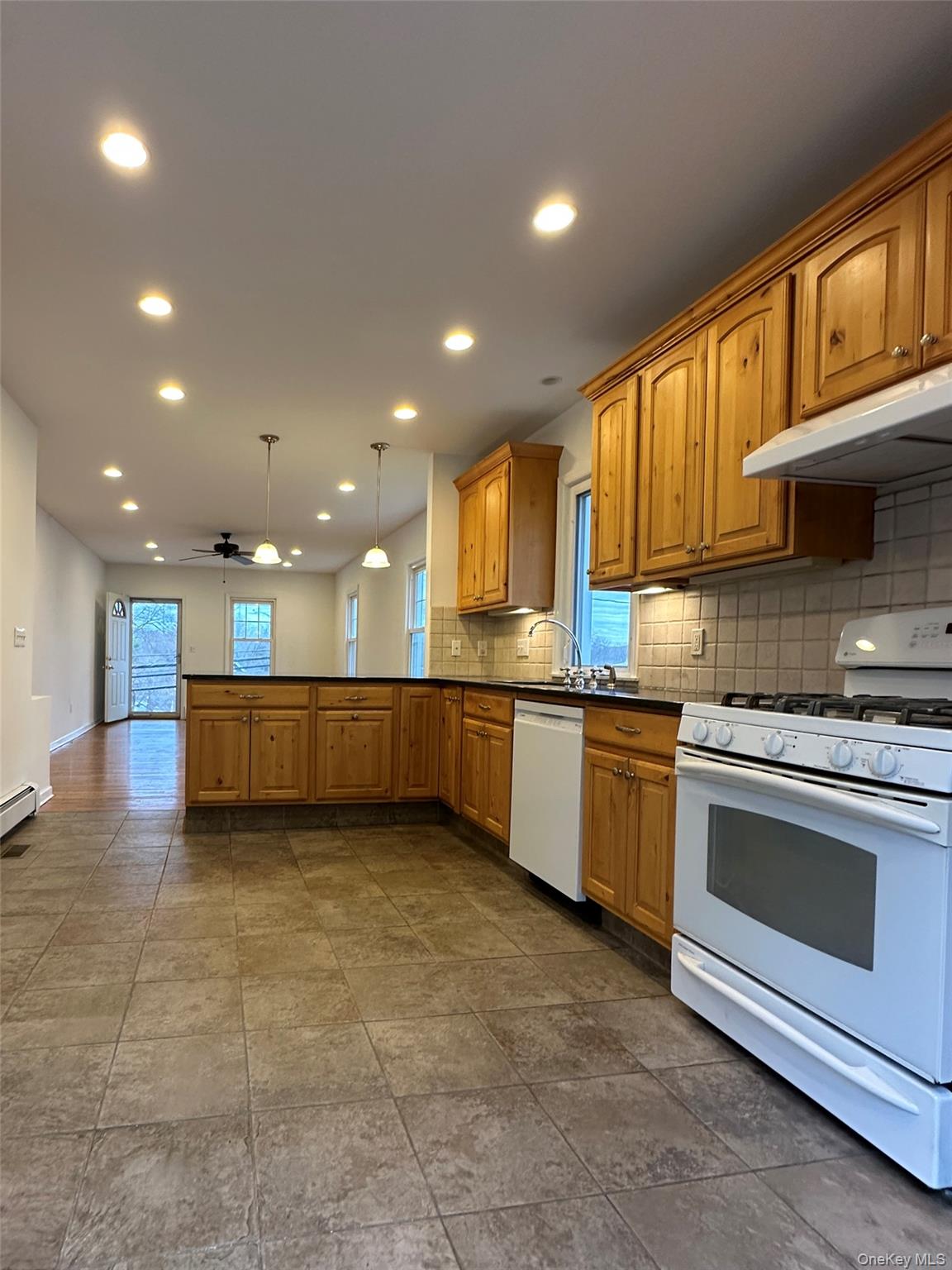 37 Church Street Unit: 1