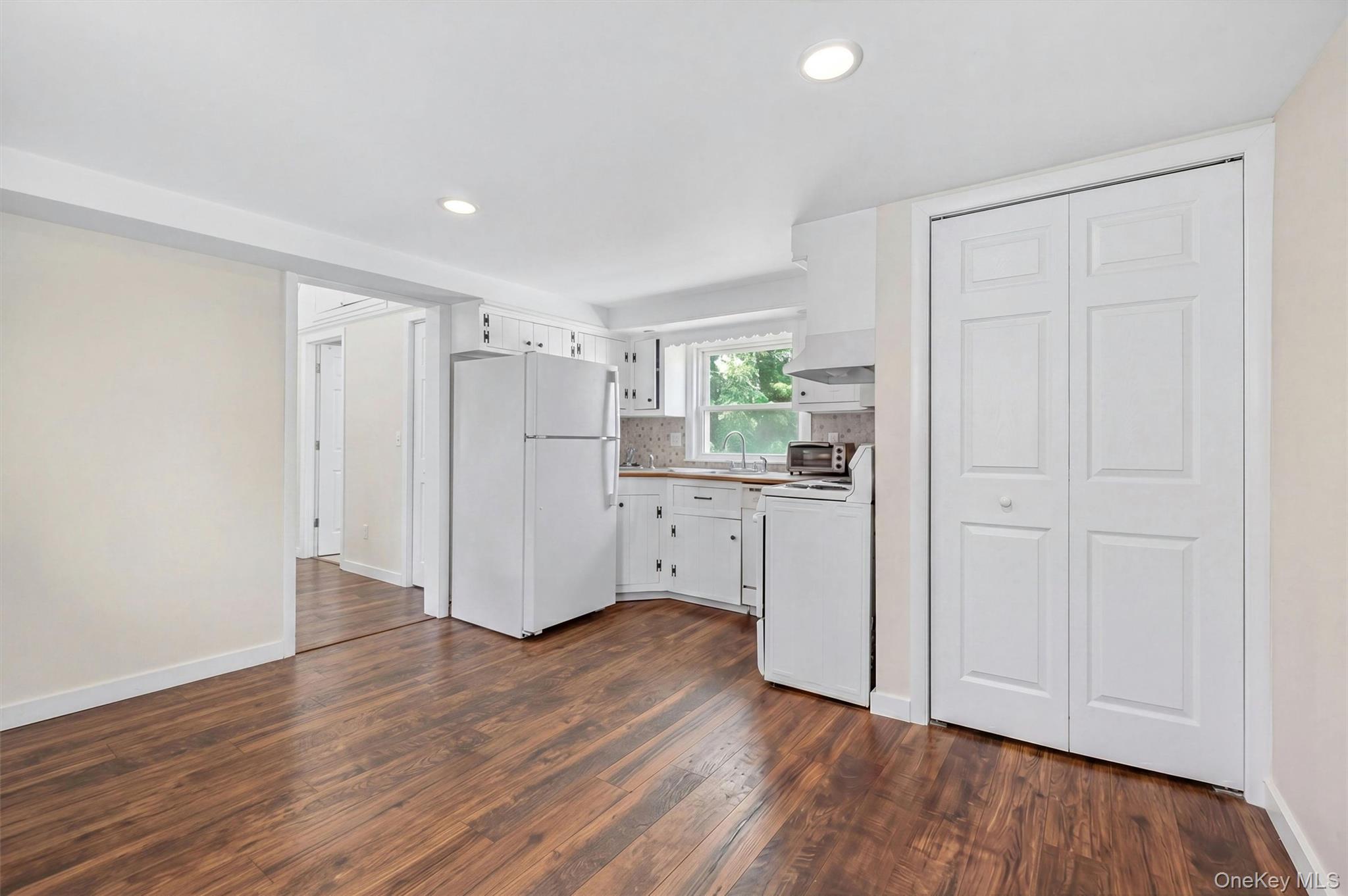 592 Long Pond Road