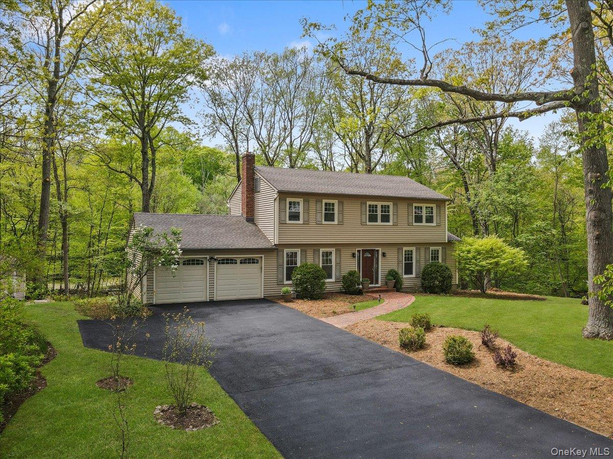 10 Silvermine Drive