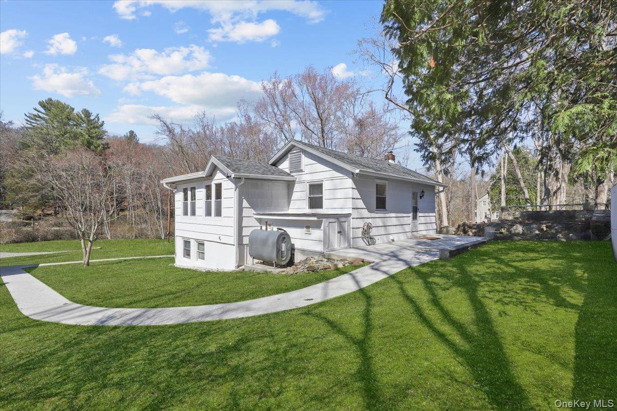 300 Waccabuc Road Unit: 2