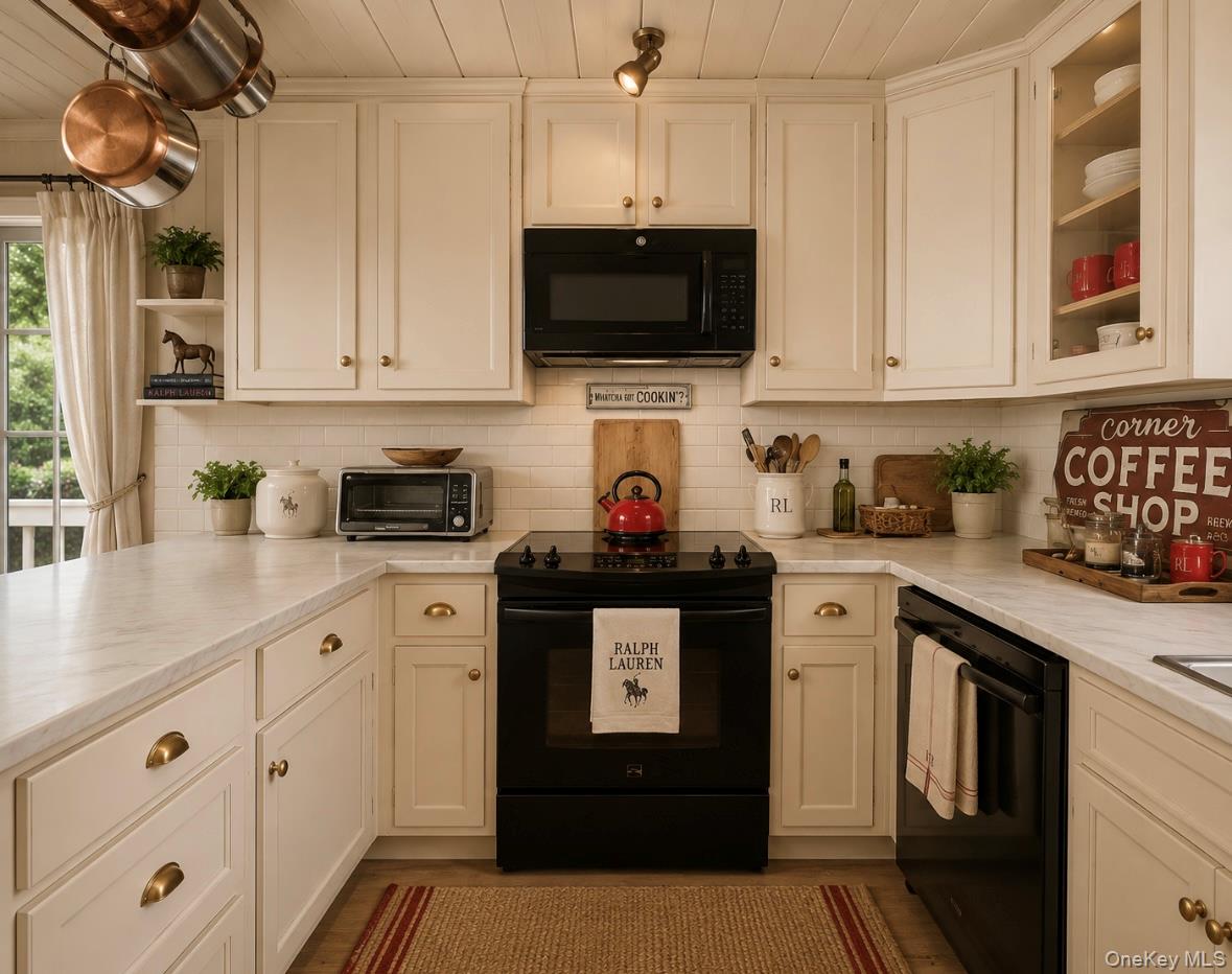 633 Oscawana Lake Rd. Road Unit: 633