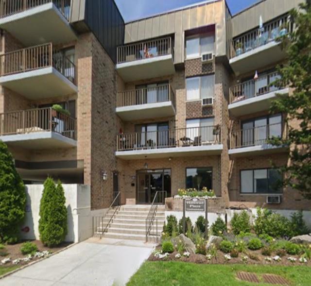 560 Halstead Avenue Unit: 3H