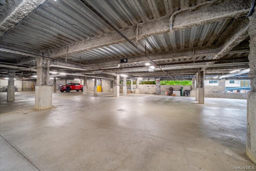 10 Dekalb Avenue Unit: 205