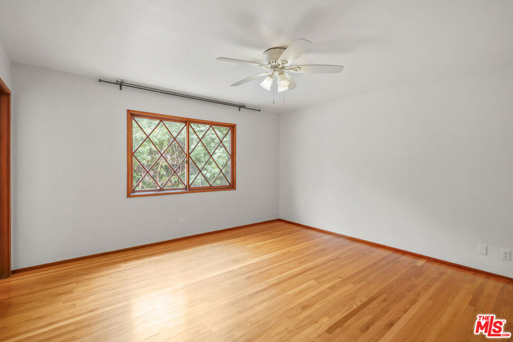 1247 Rock View Street