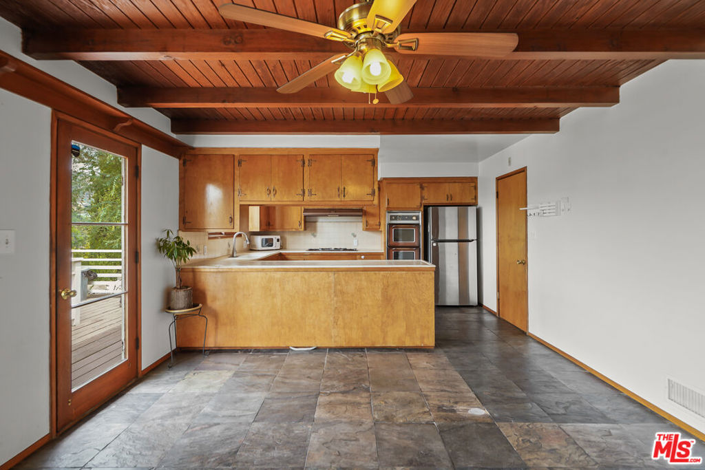 1247 Rock View Street