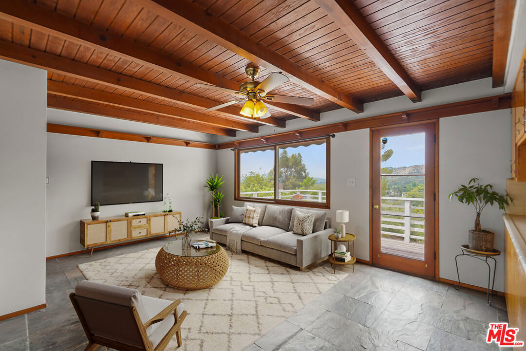 1247 Rock View Street