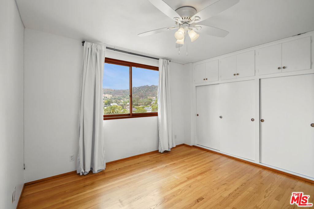 1247 Rock View Street