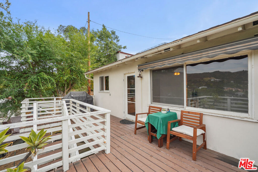 1247 Rock View Street