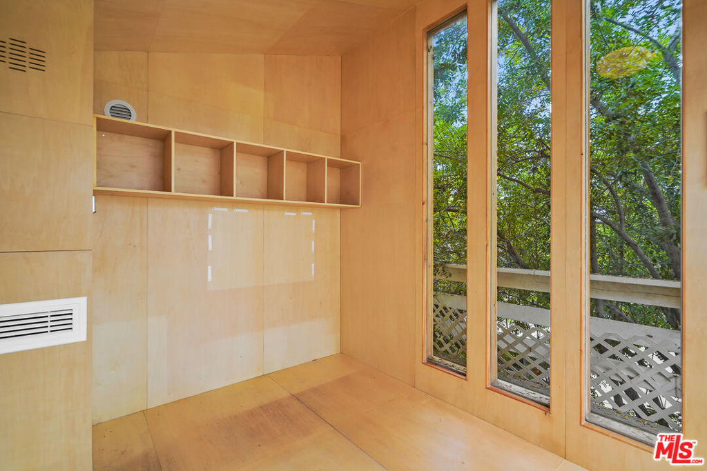 1247 Rock View Street