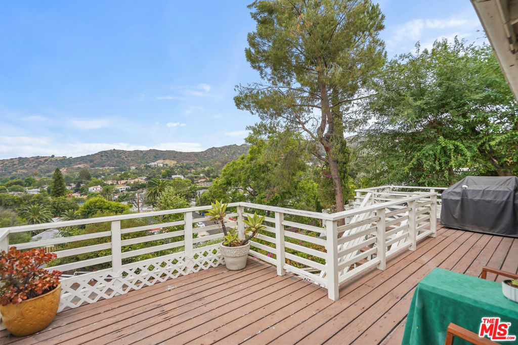 1247 Rock View Street