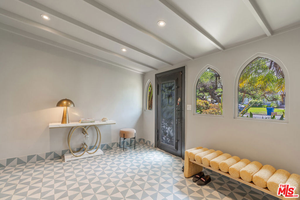 807 S Muirfield Road