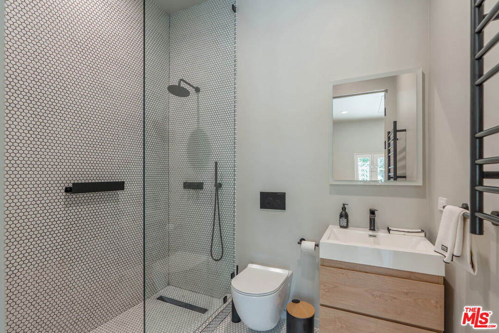 807 S Muirfield Road