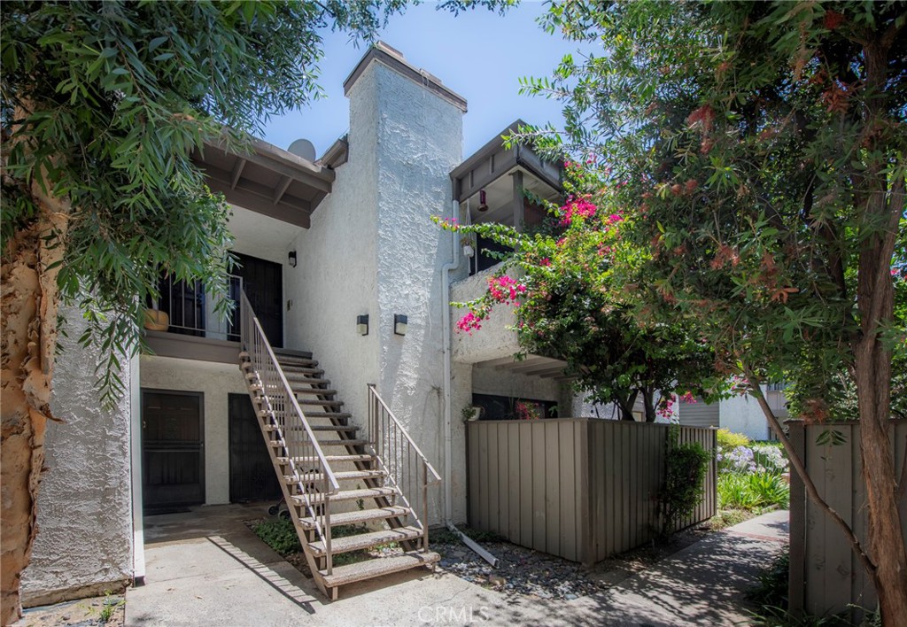 15511 Sherman Way 53