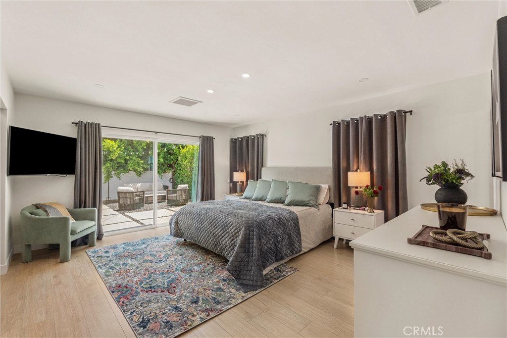 430 University Avenue