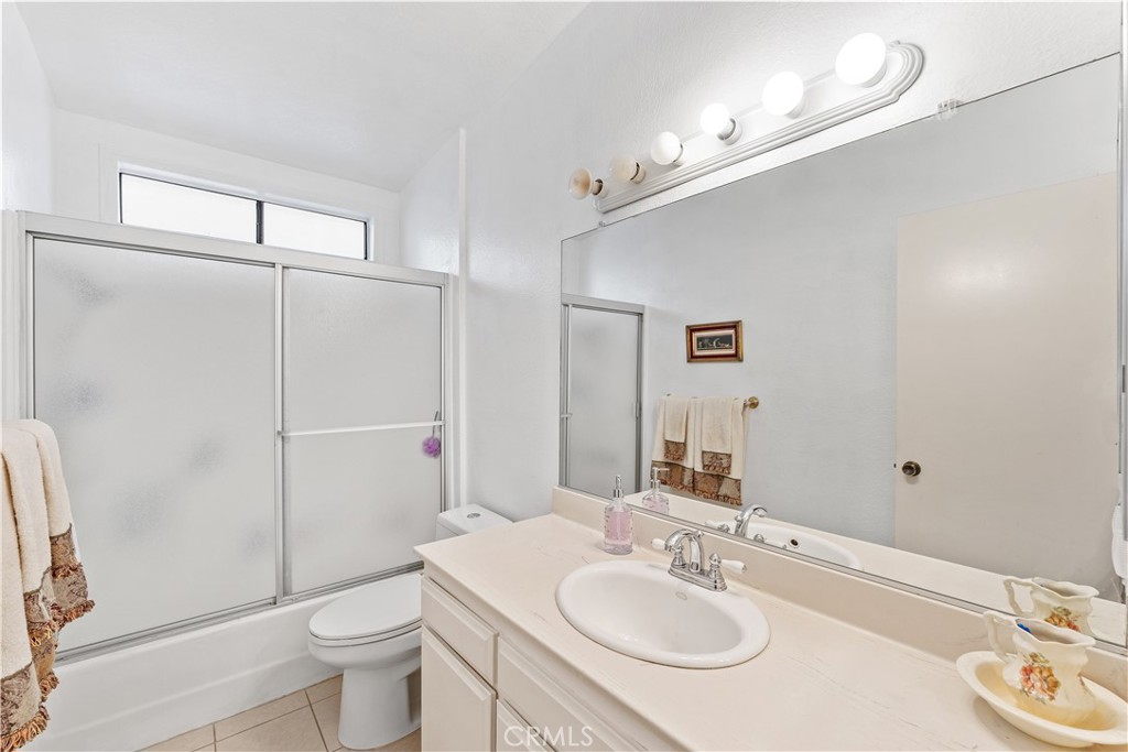 4248 Laurel Canyon Boulevard 206