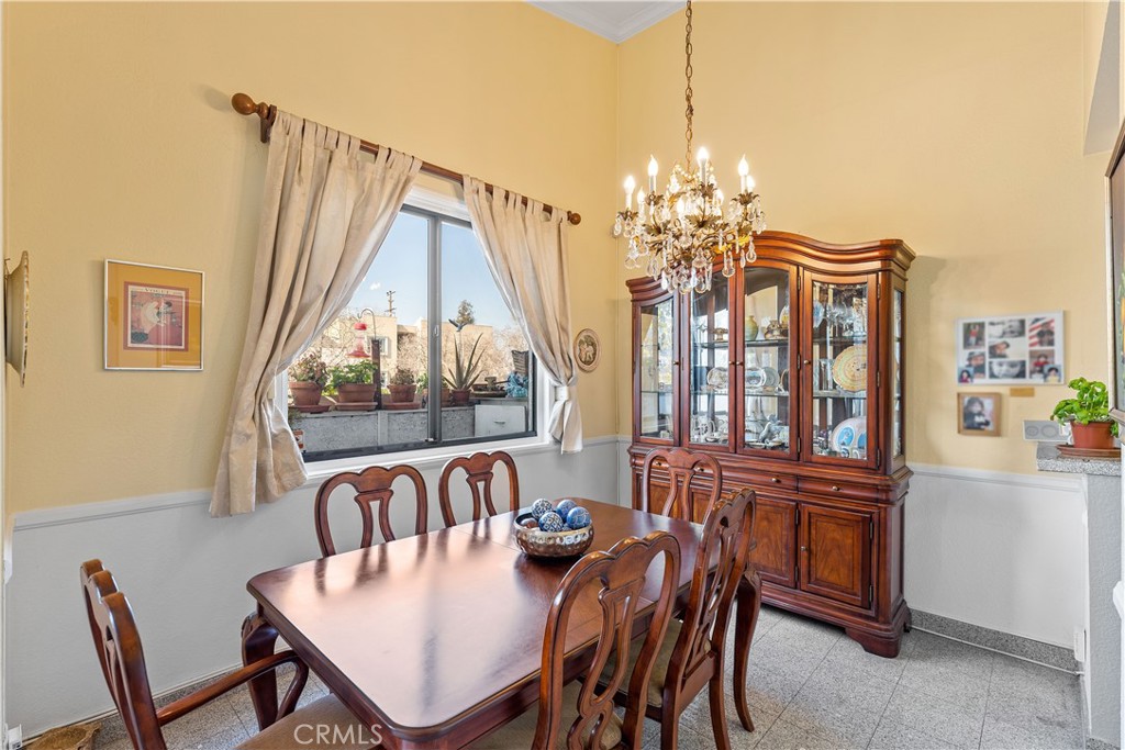 4248 Laurel Canyon Boulevard 206