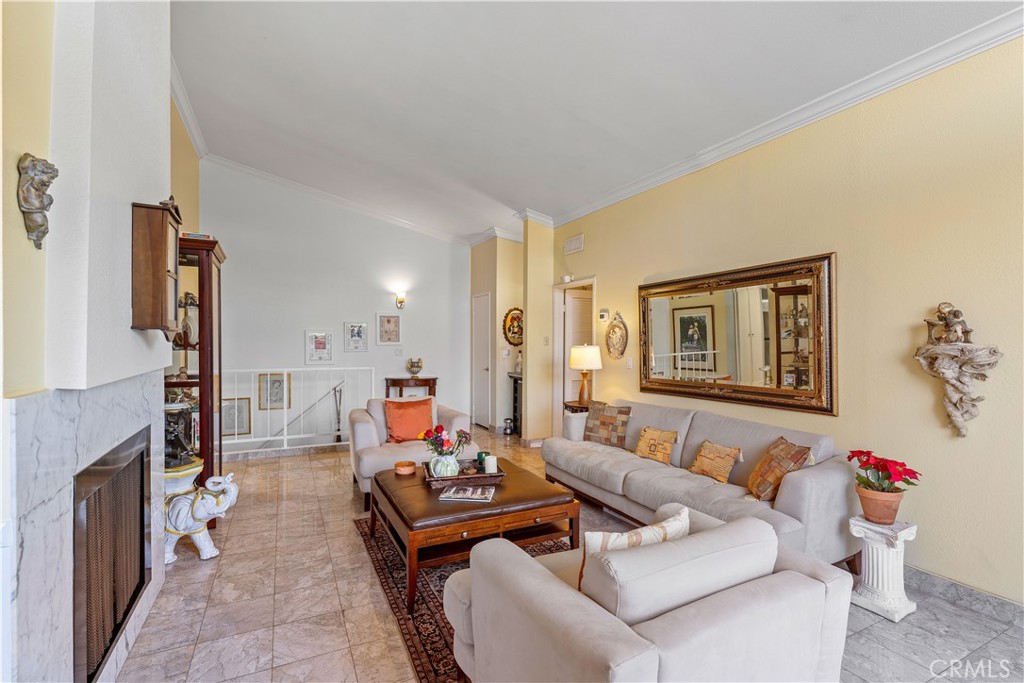 4248 Laurel Canyon Boulevard 206