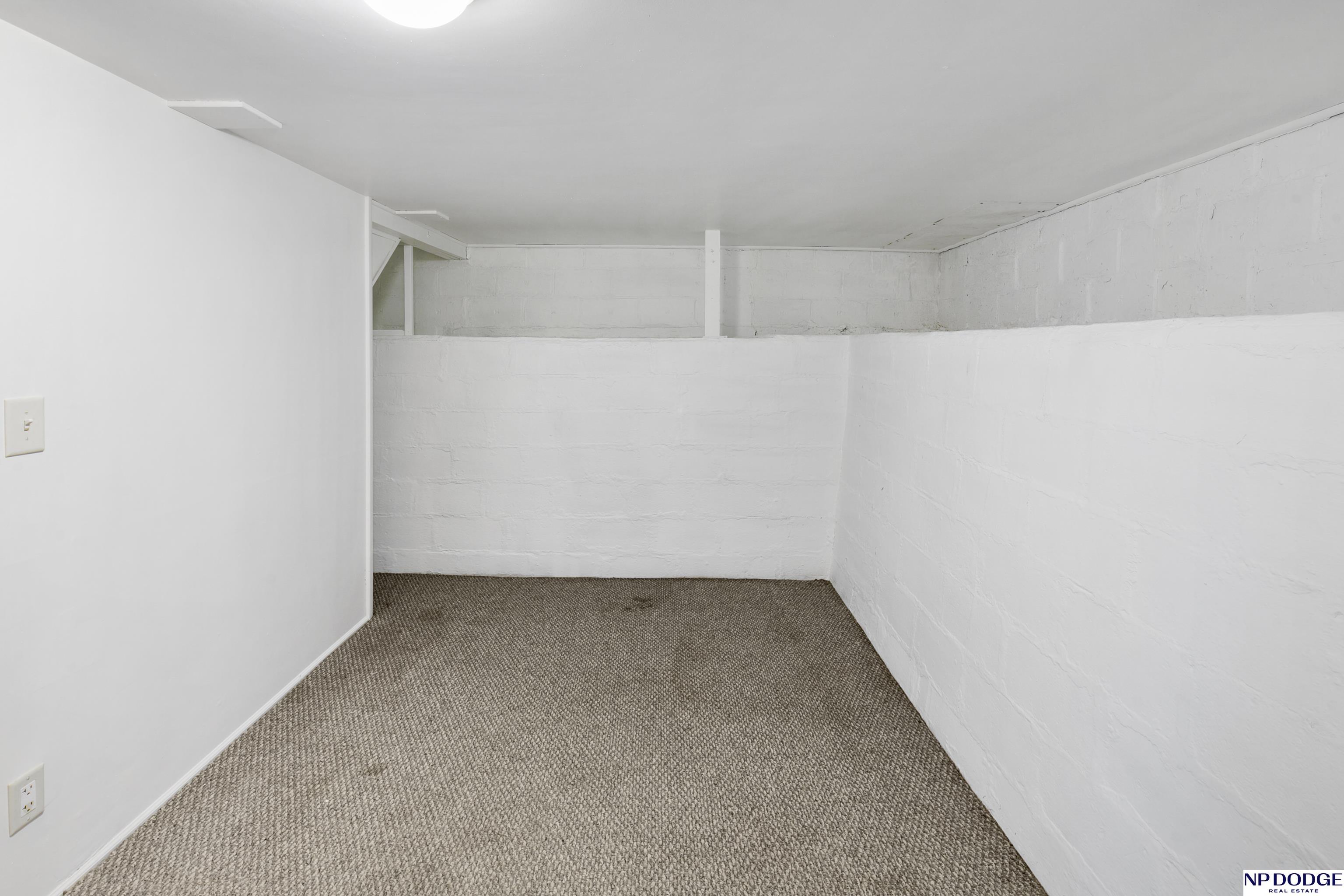1211 Monroe Street