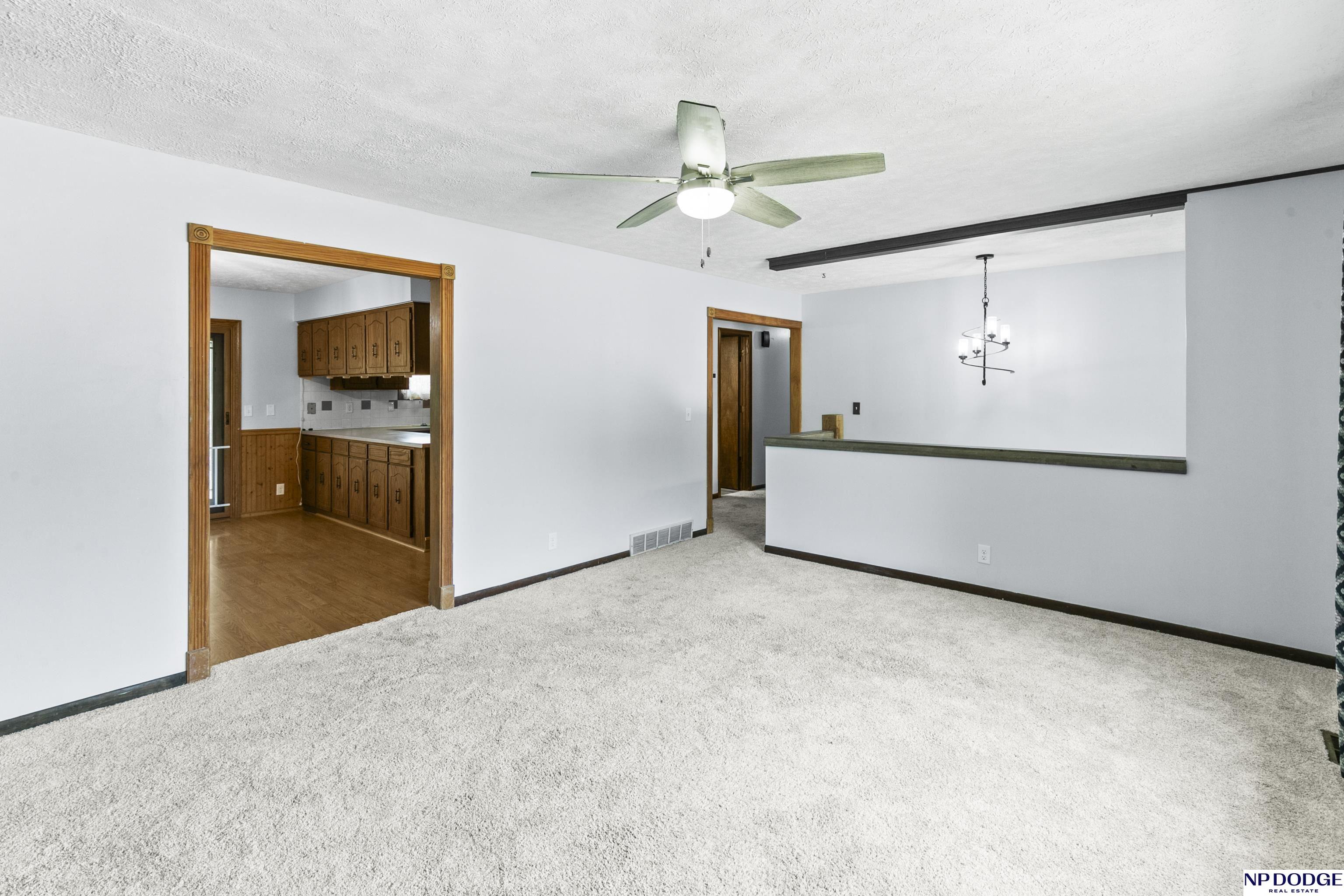 2305 Georgetown Plaza