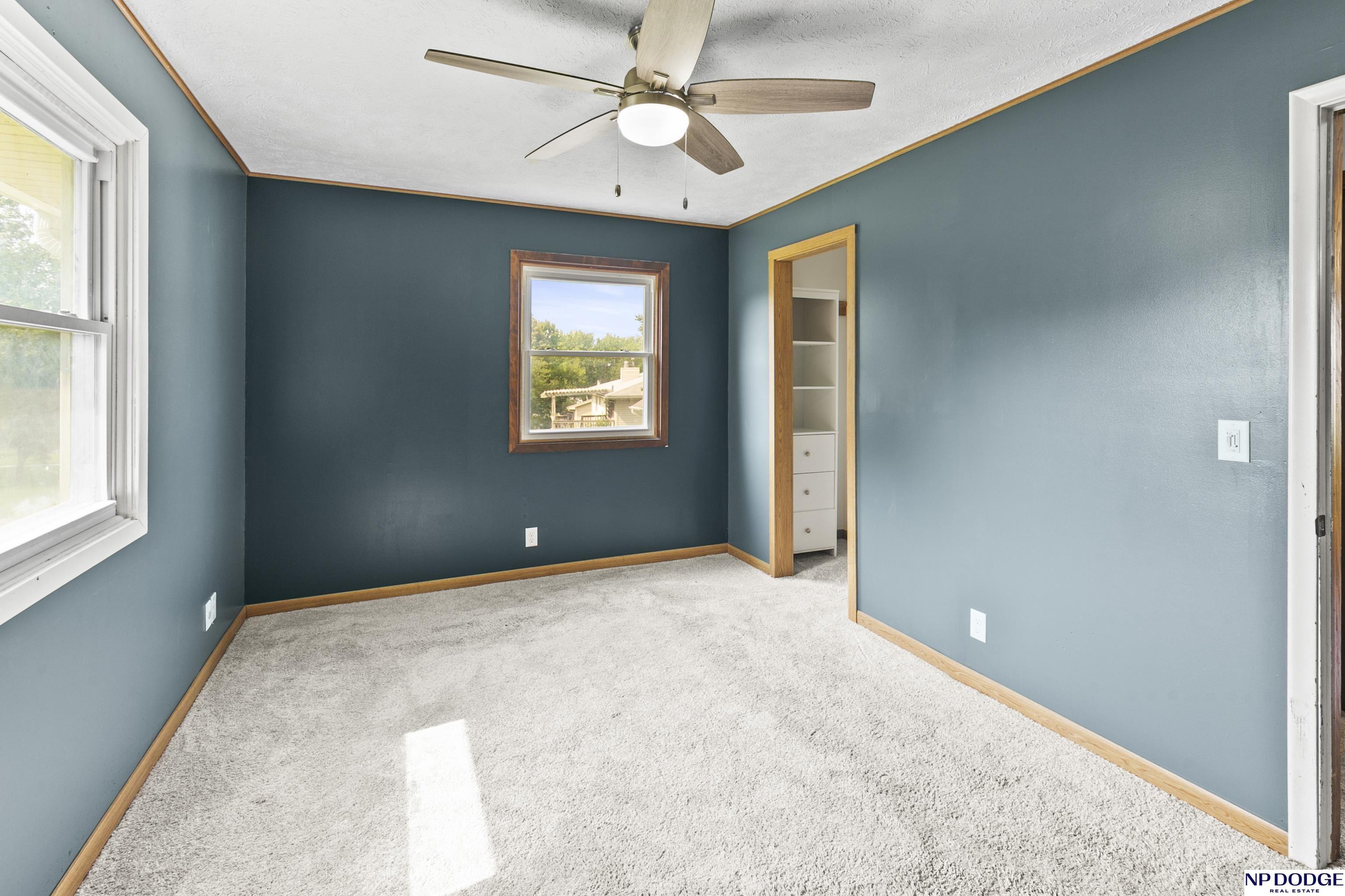2305 Georgetown Plaza