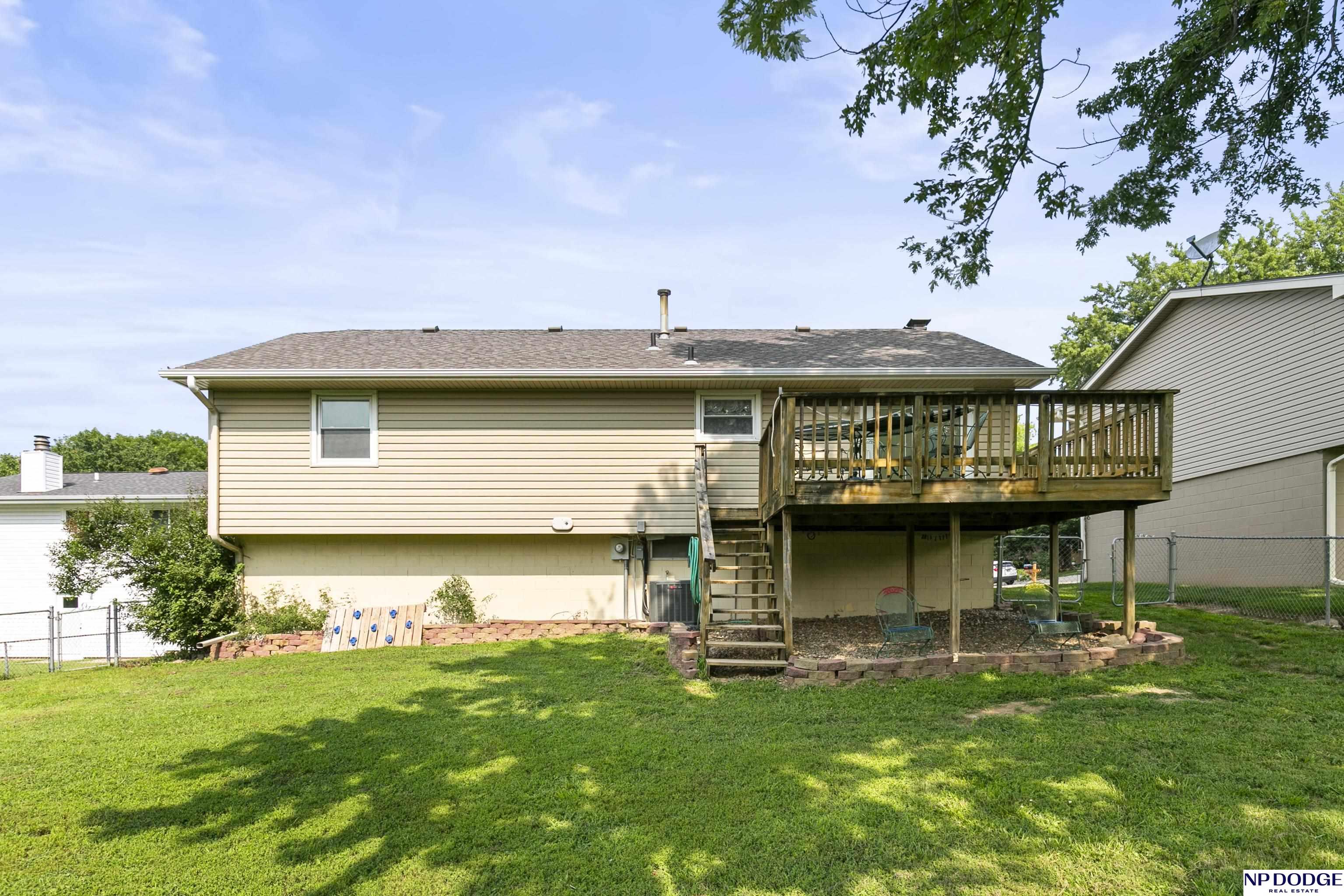 2305 Georgetown Plaza