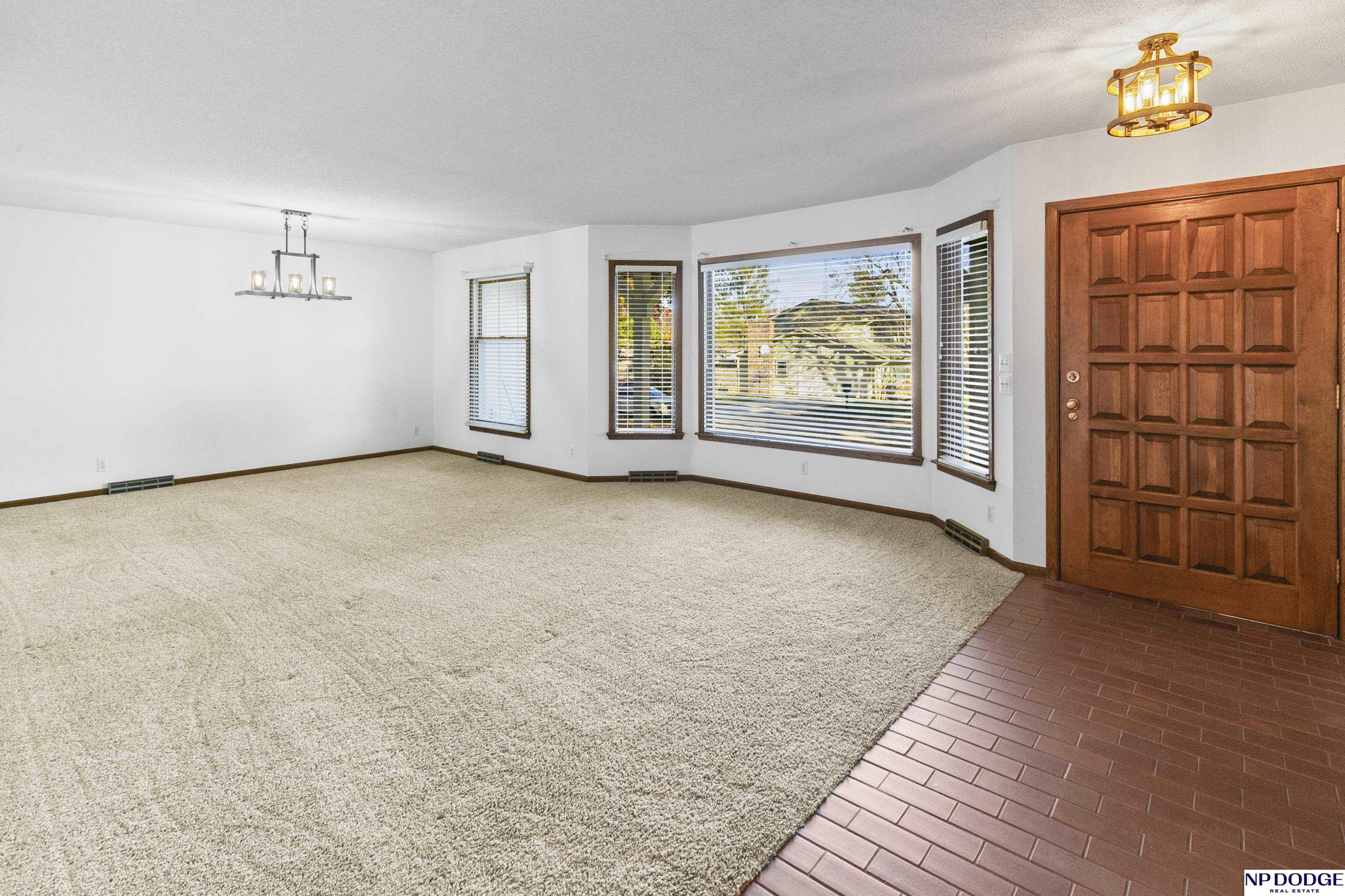 422 S 130 Street