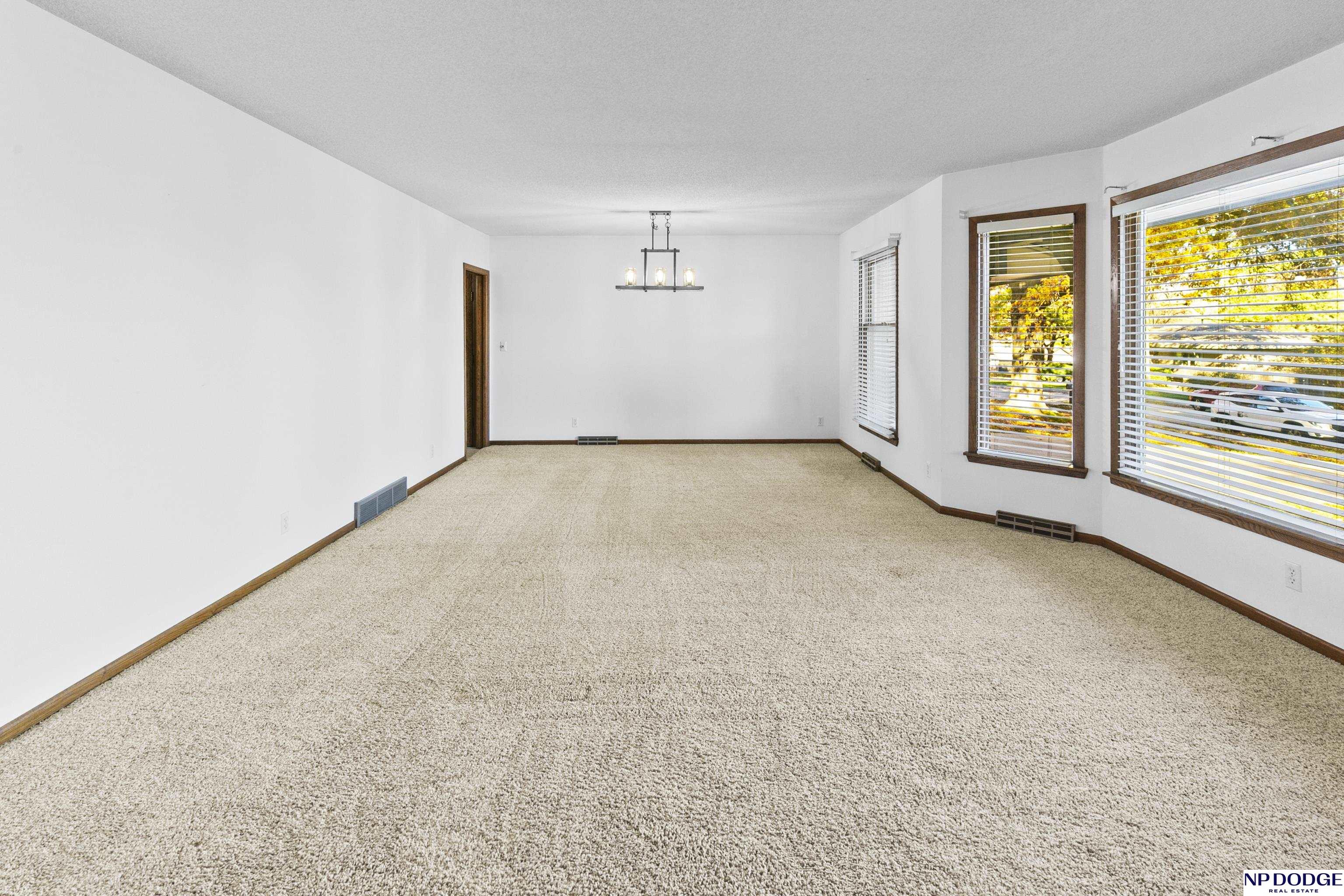 422 S 130 Street