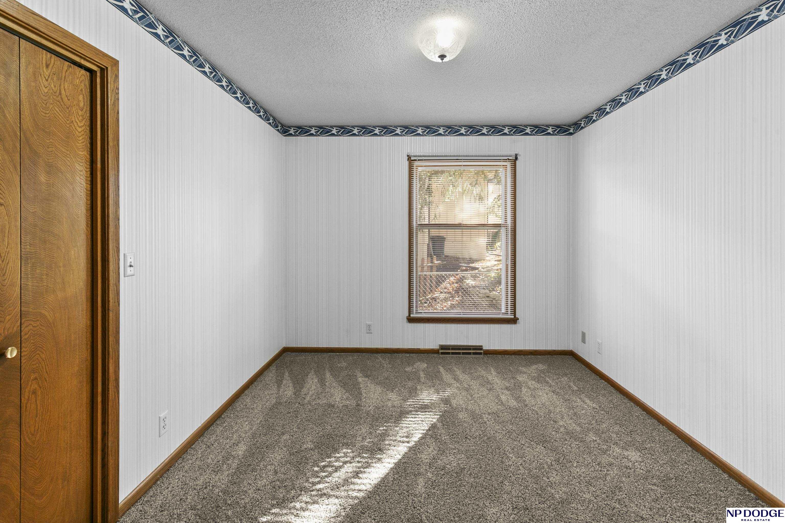 422 S 130 Street