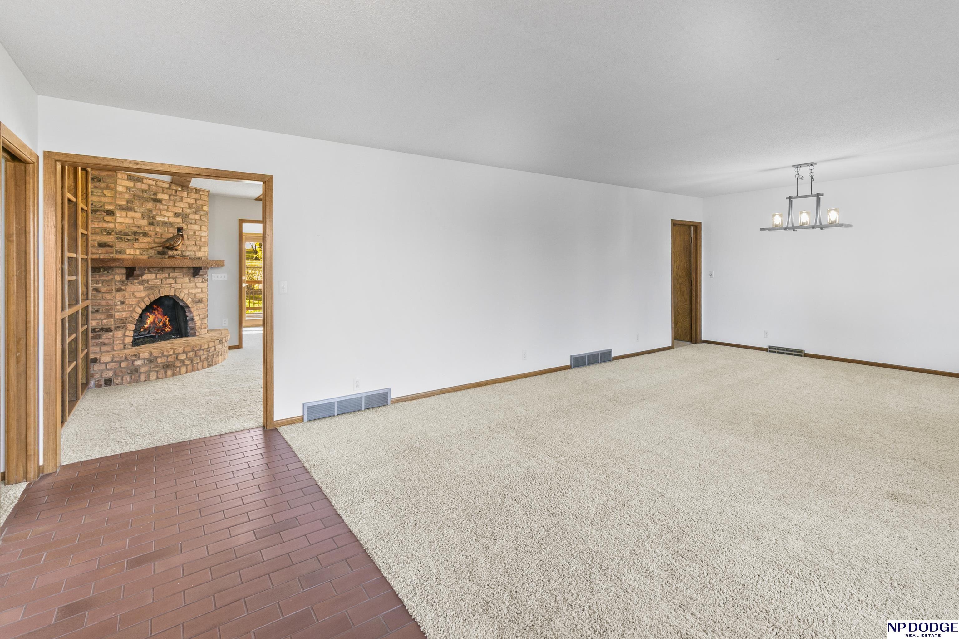 422 S 130 Street