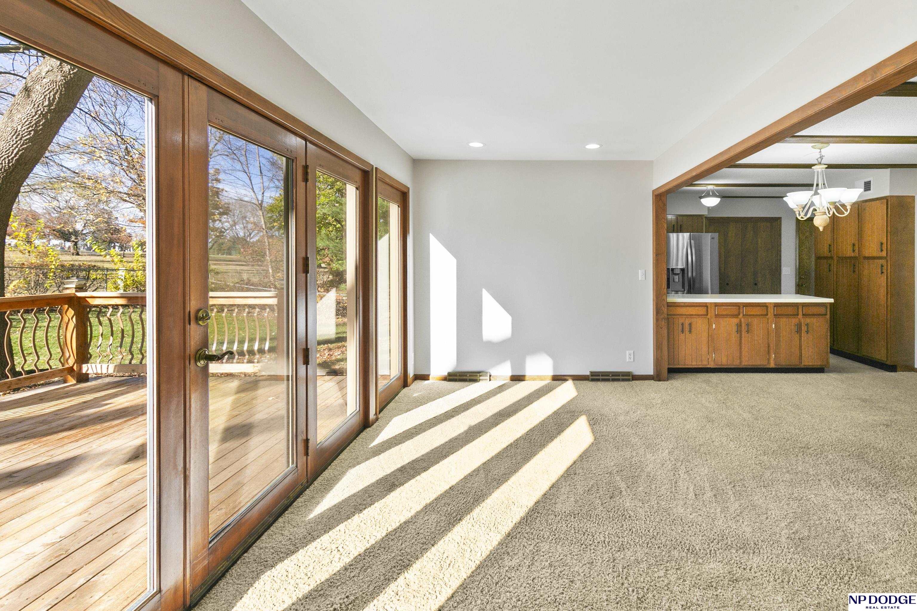 422 S 130 Street