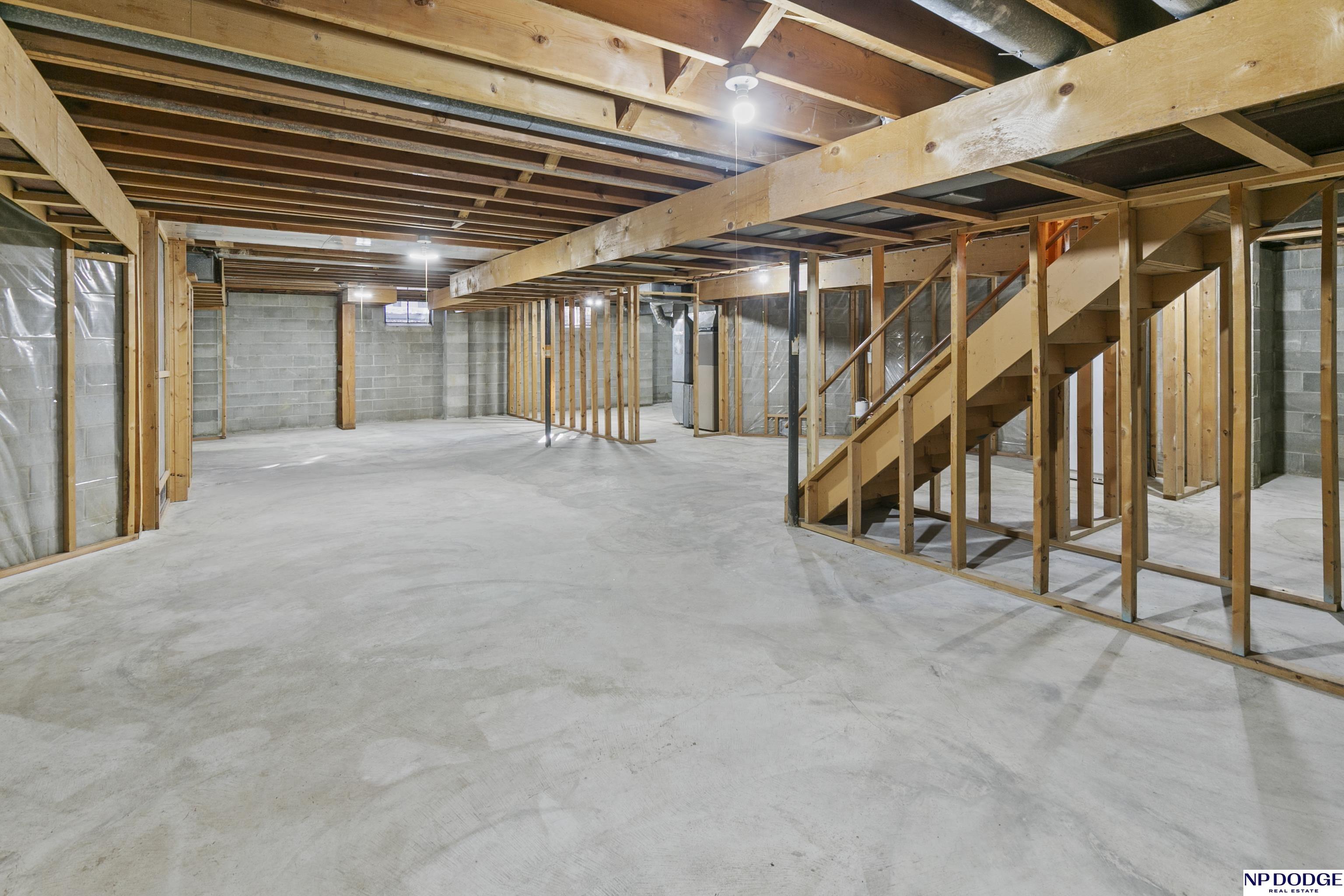 422 S 130 Street