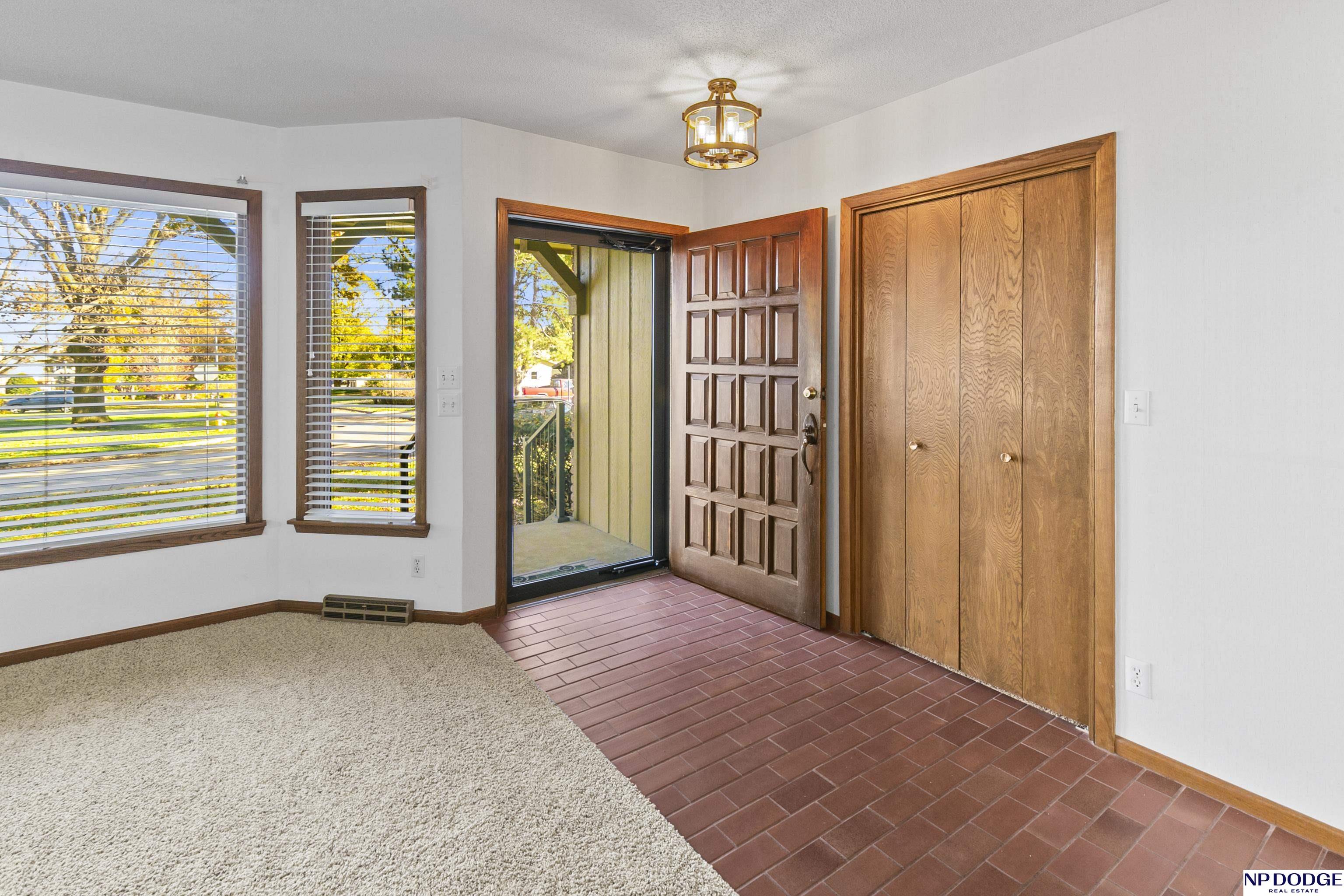 422 S 130 Street