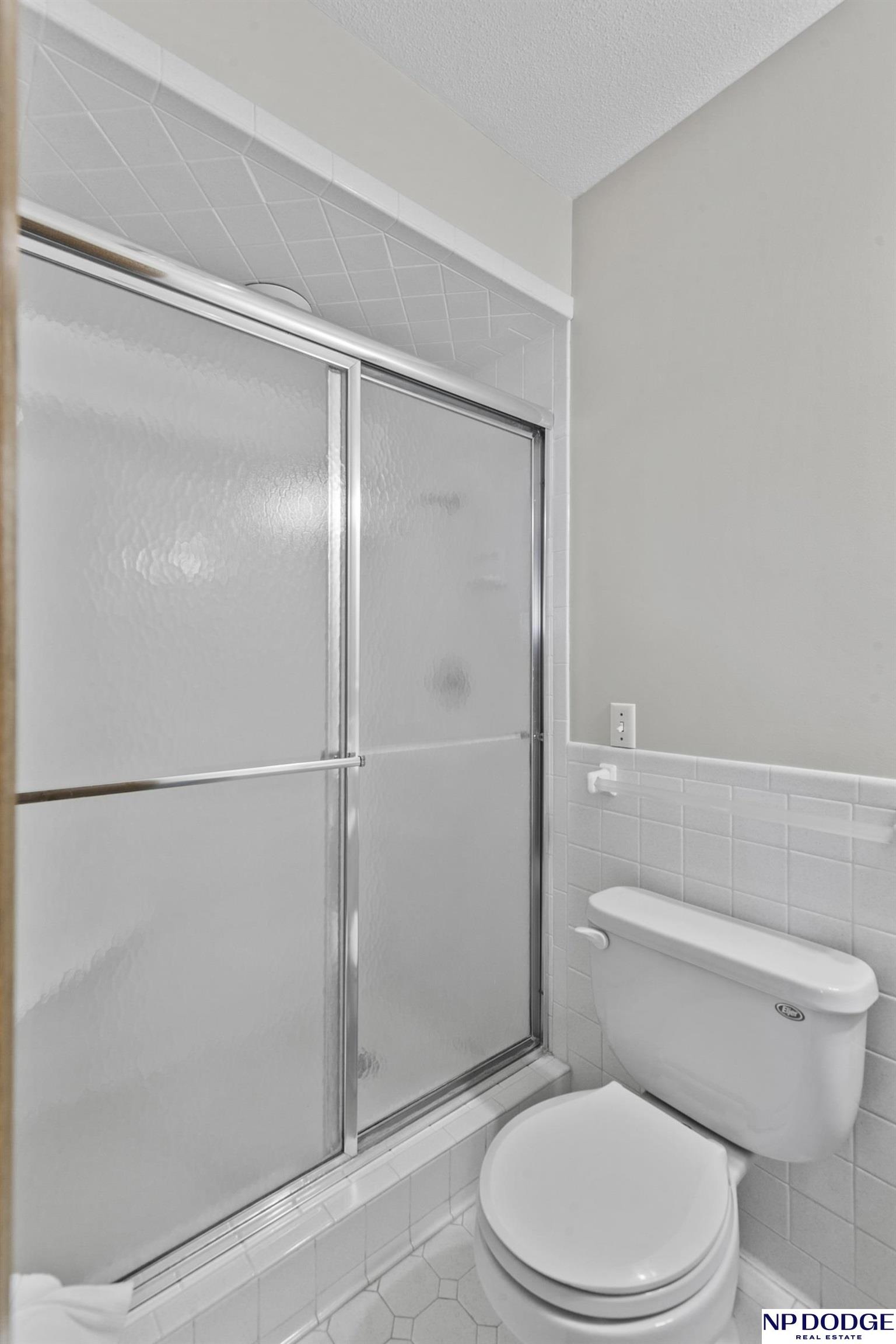 422 S 130 Street