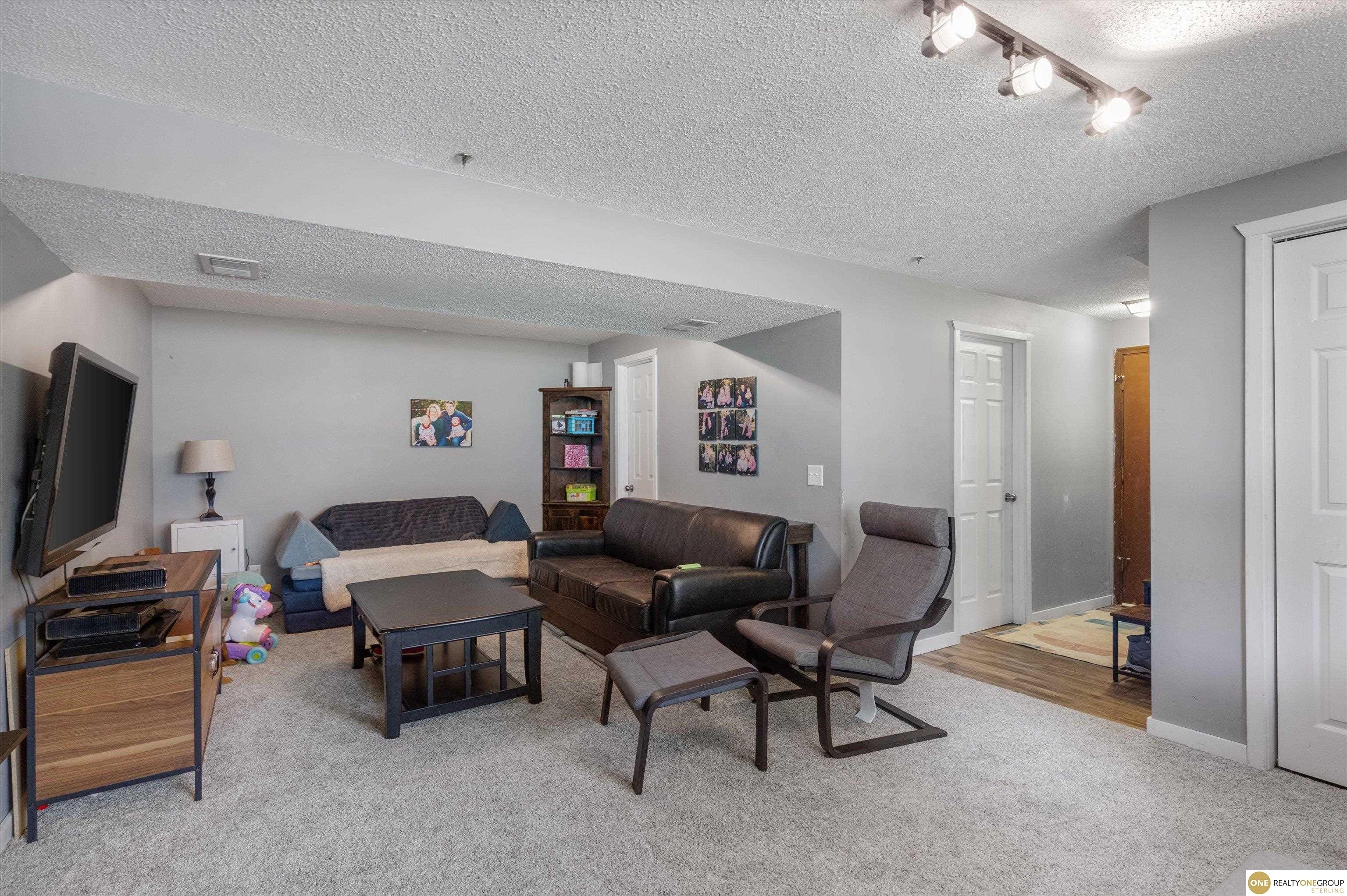 15023 Davenport Circle