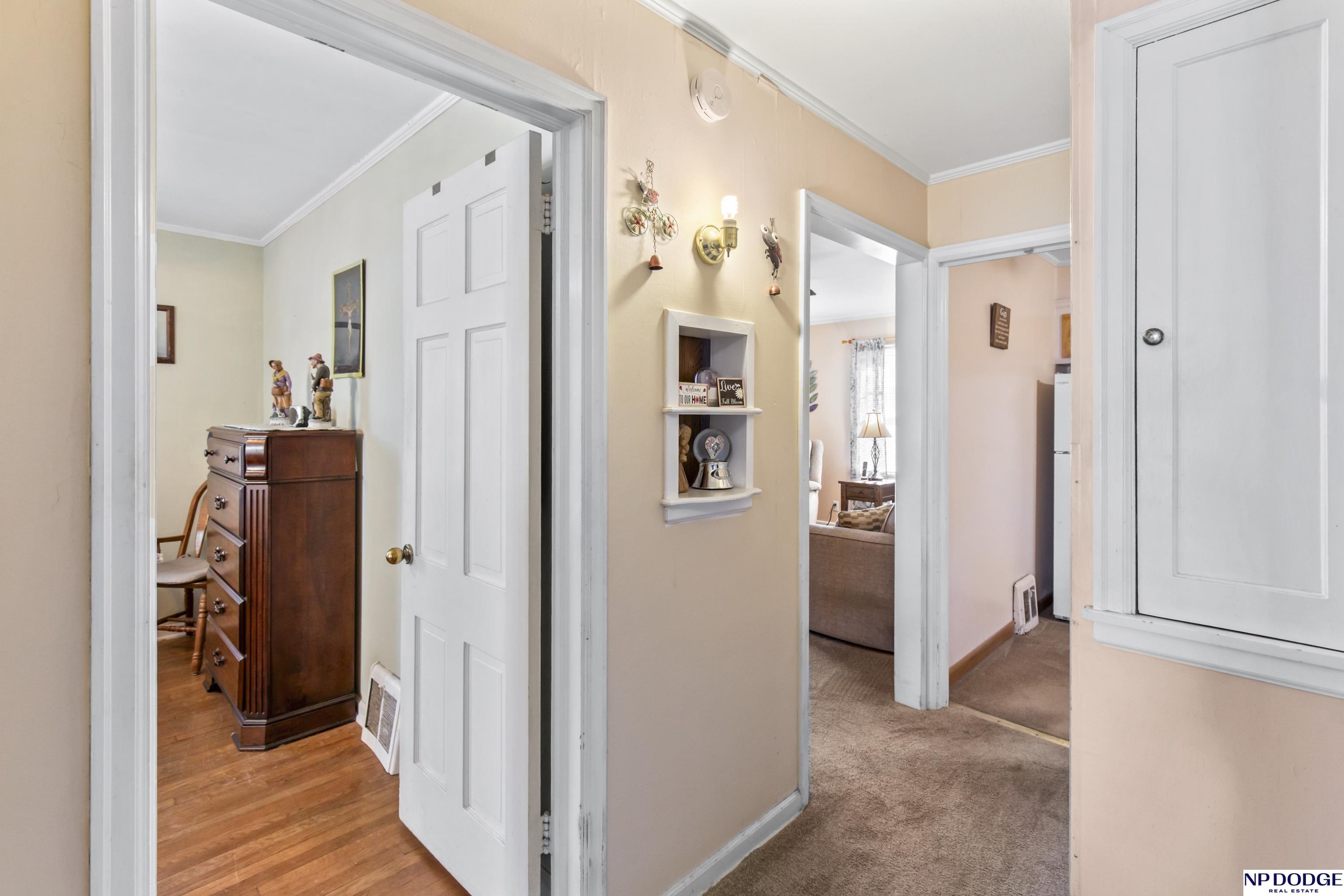 2306 S 48 Street