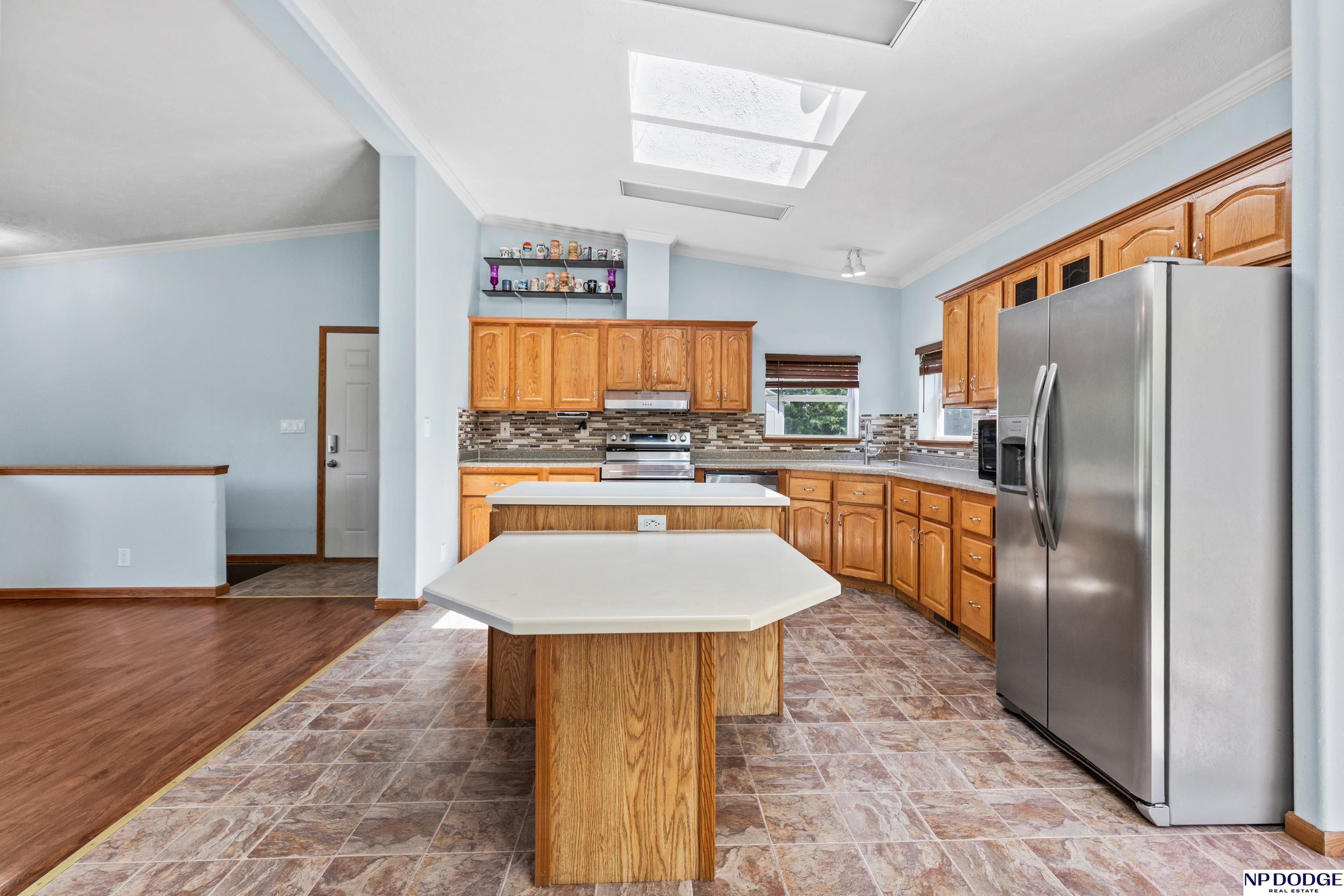 4441 Bernadette Avenue