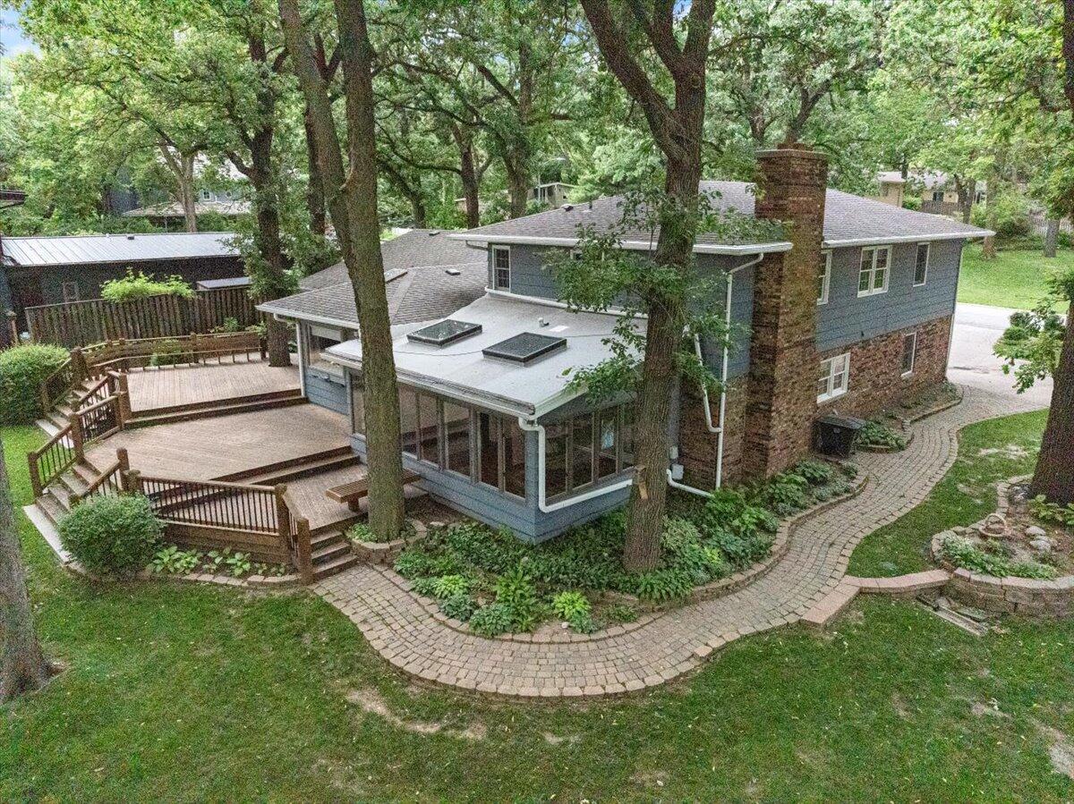 23 SCARLET OAKS Road