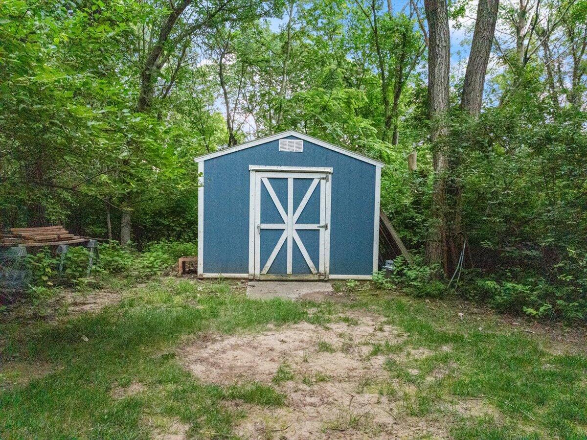 23 SCARLET OAKS Road