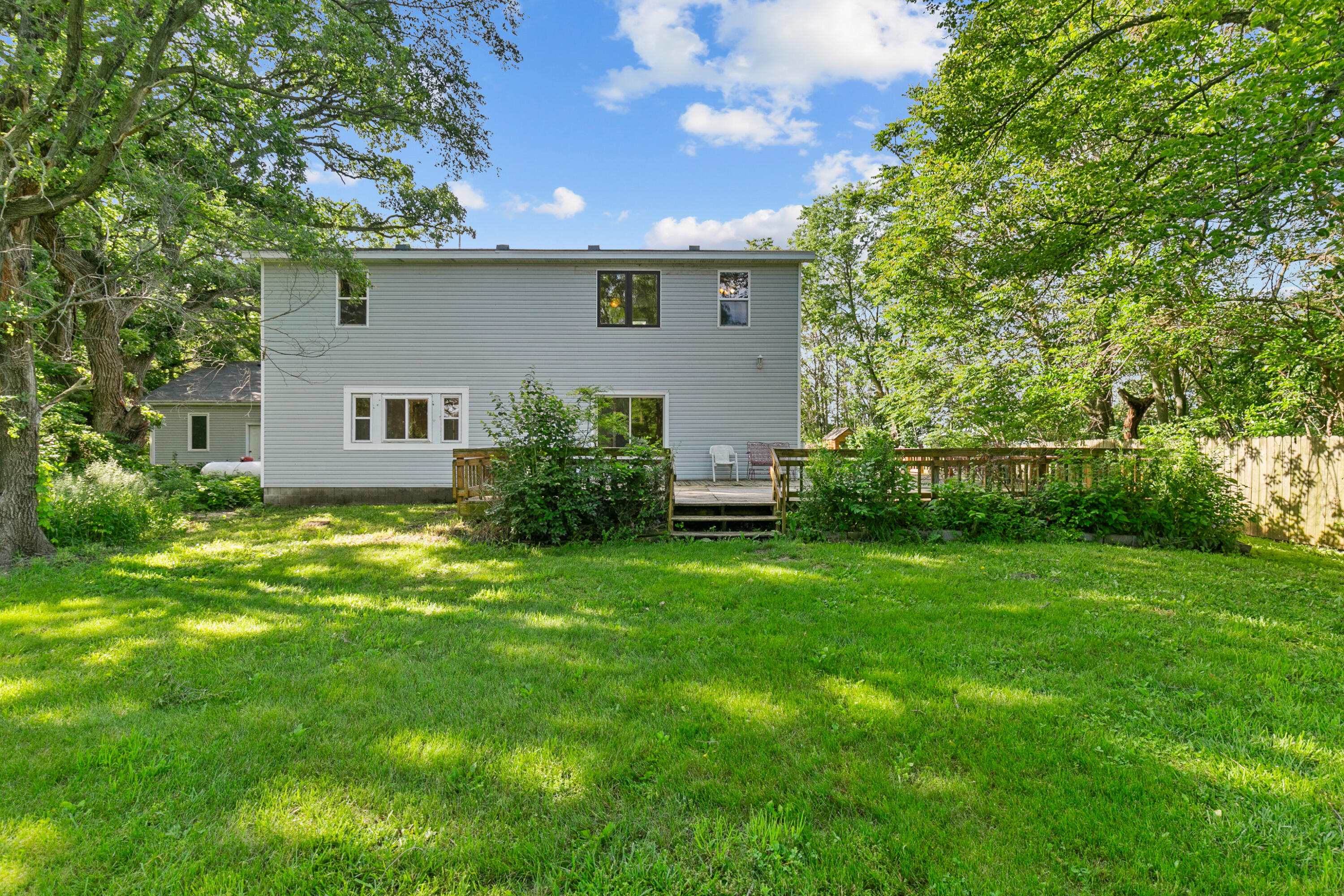 615 N 3RD Street
