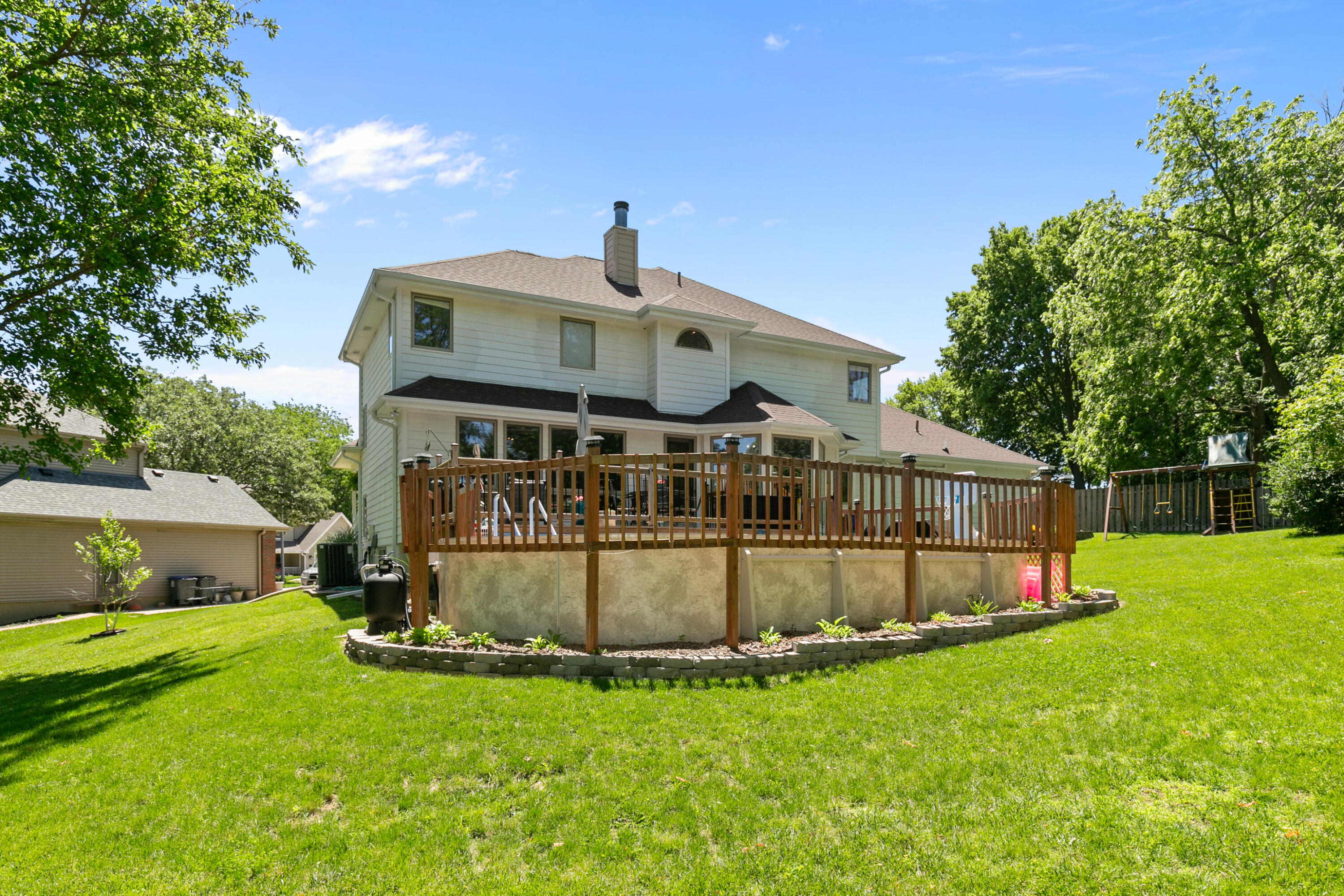 133 SUNNY RIDGE Drive