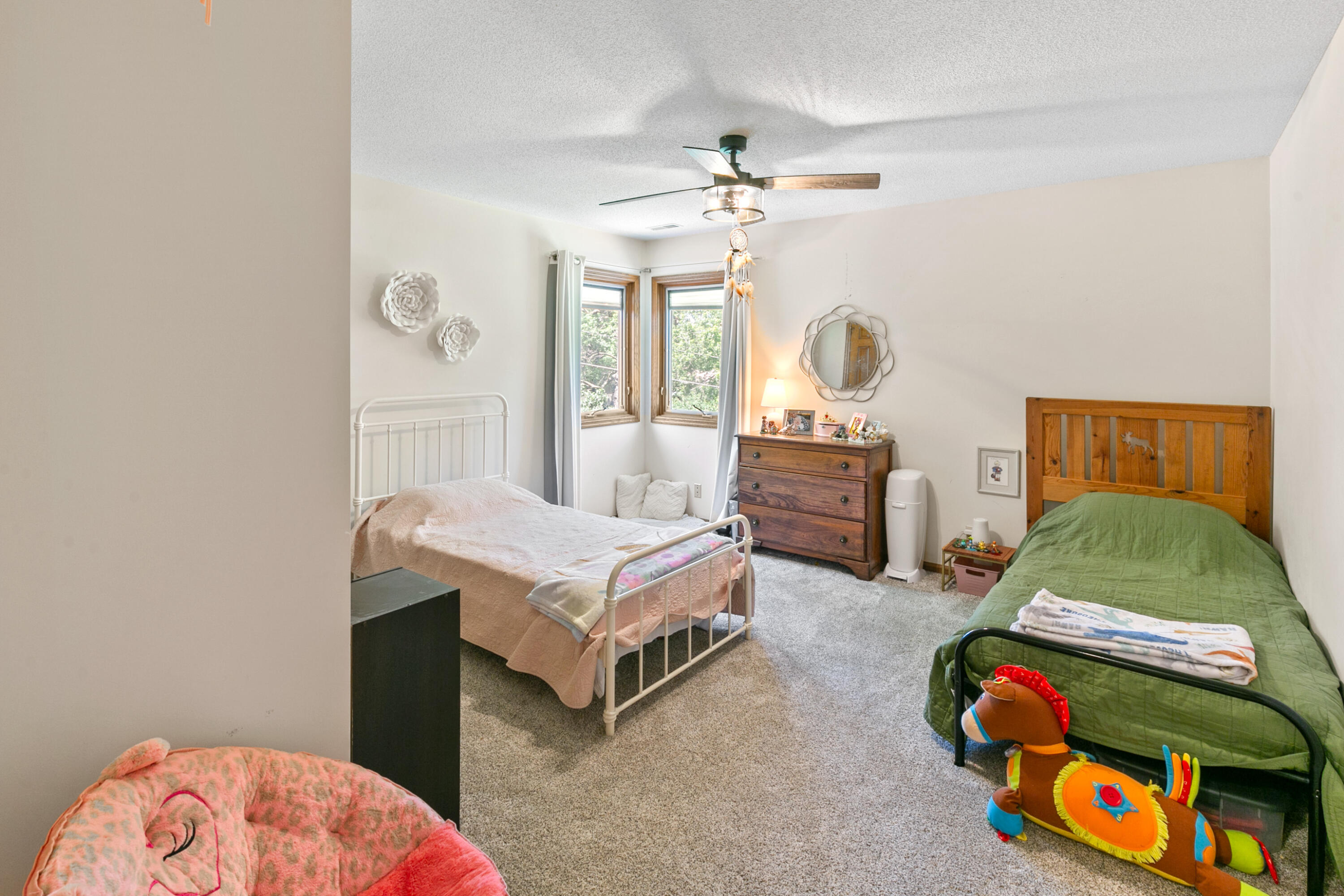 133 SUNNY RIDGE Drive