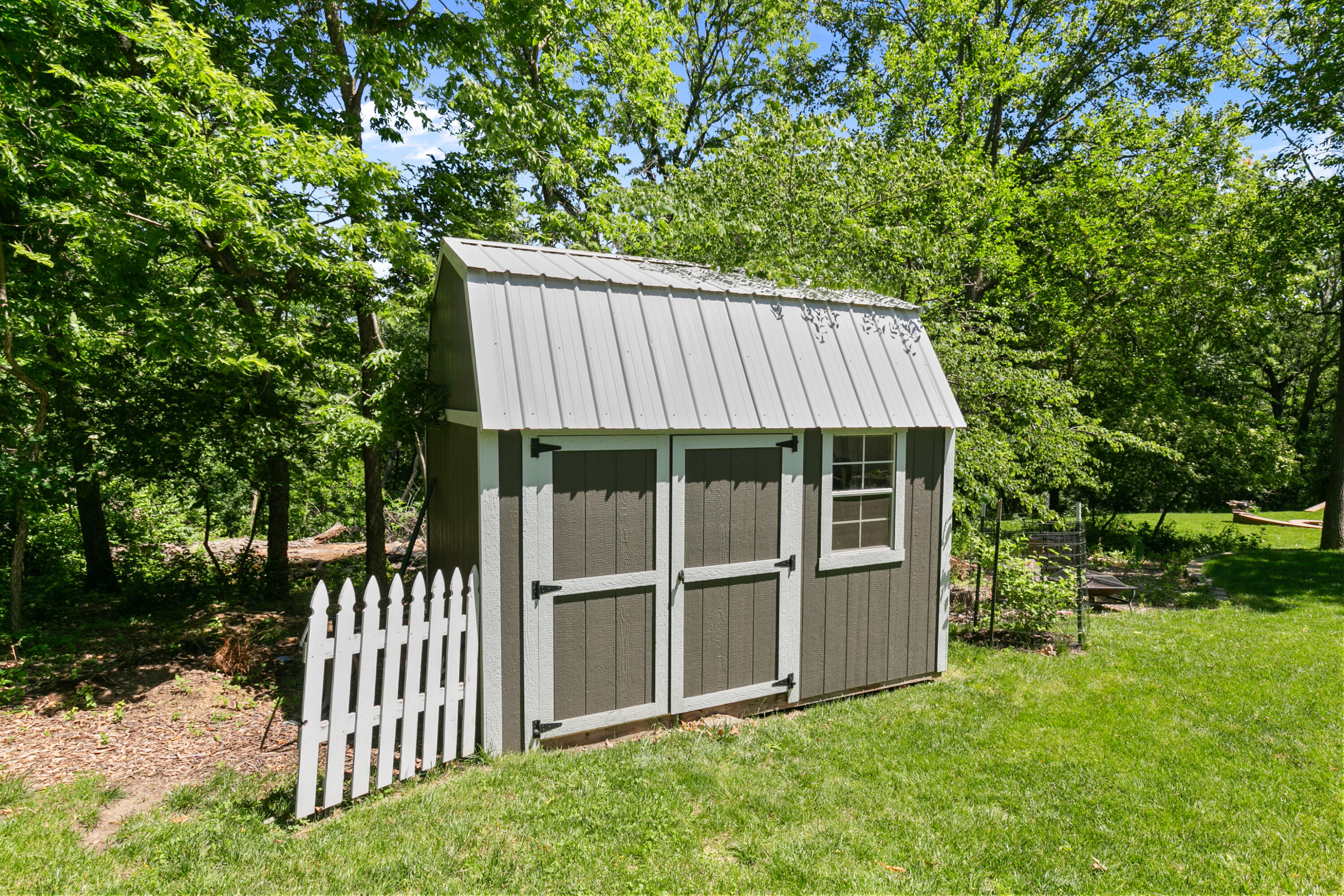 133 SUNNY RIDGE Drive