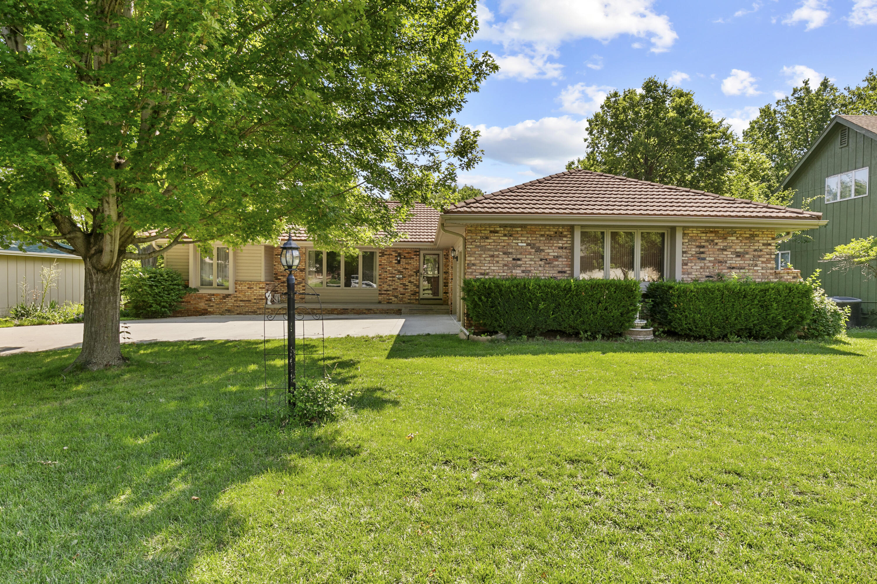 49 HORIZON Drive