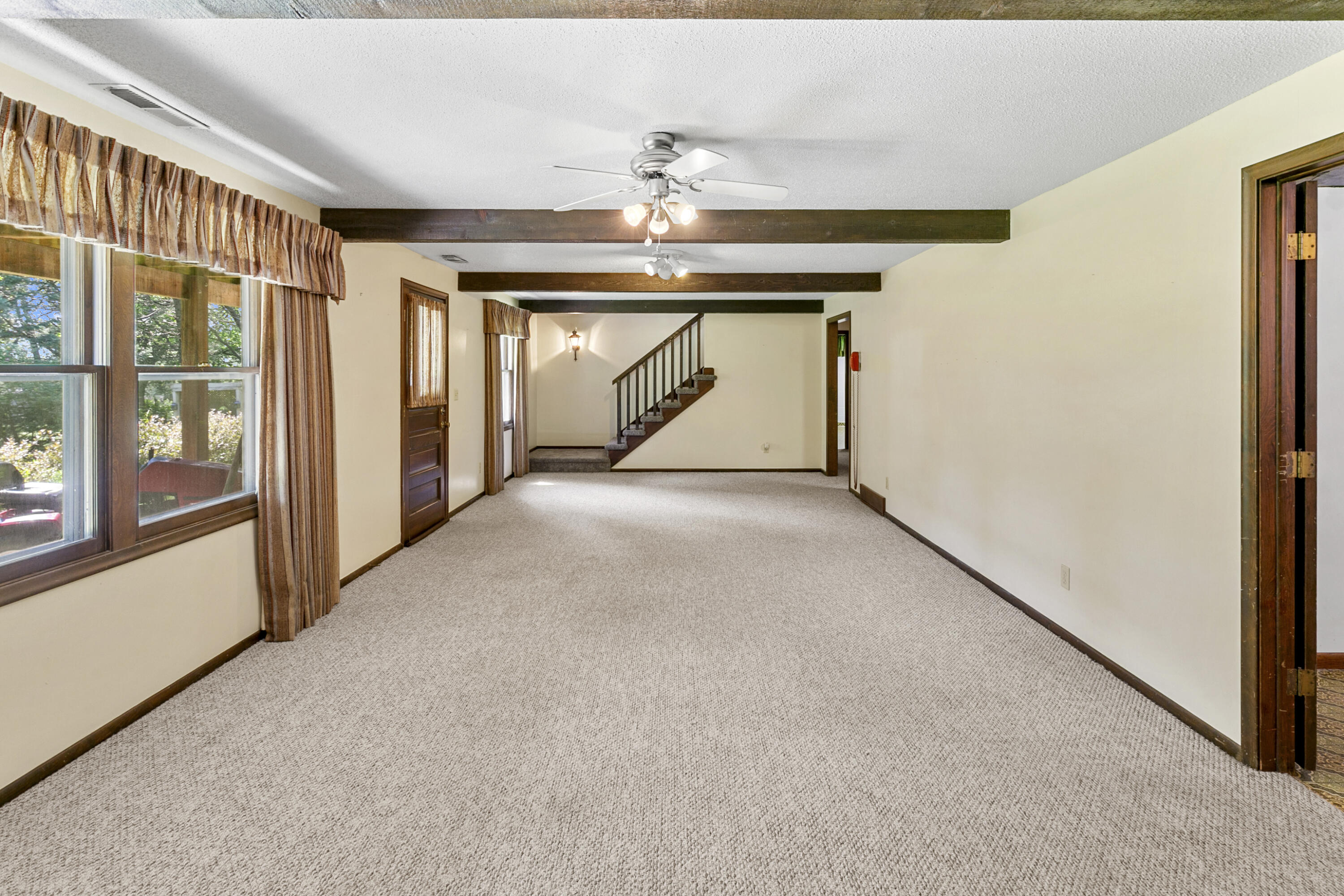 49 HORIZON Drive