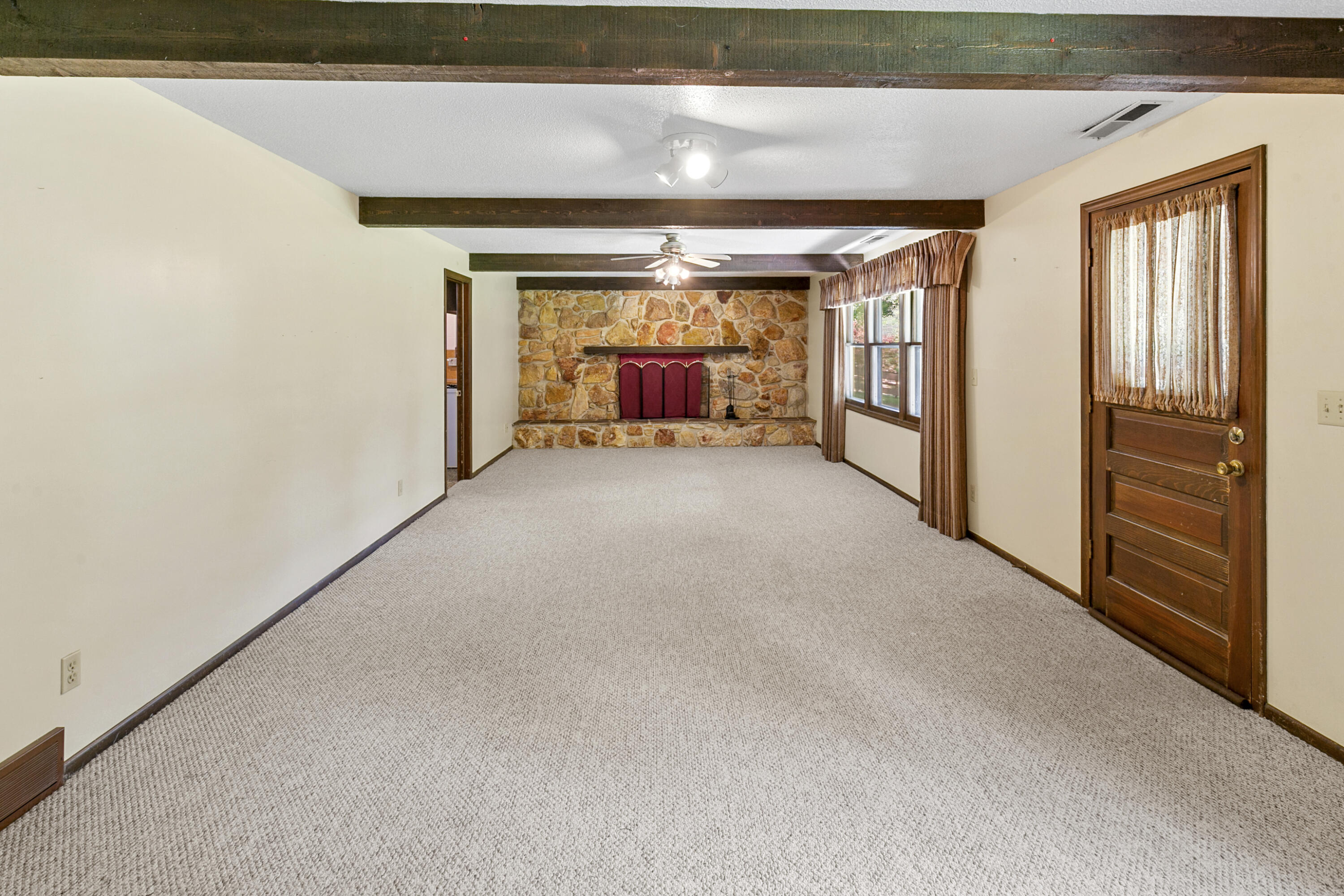 49 HORIZON Drive