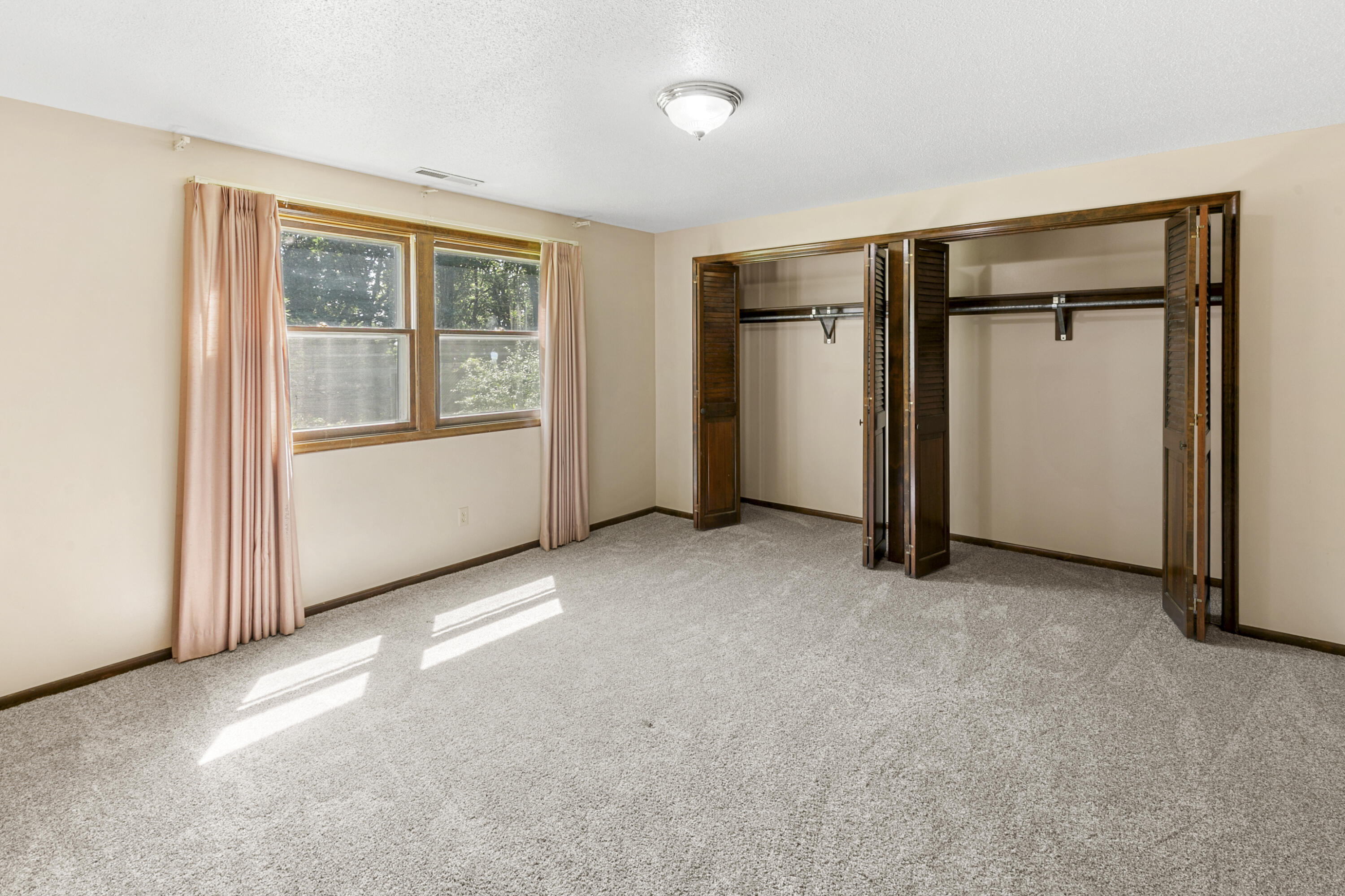 49 HORIZON Drive