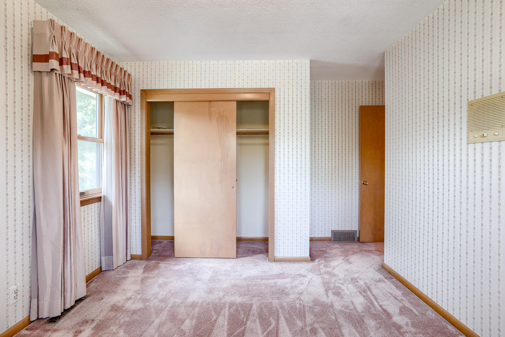 264 ZENITH Drive