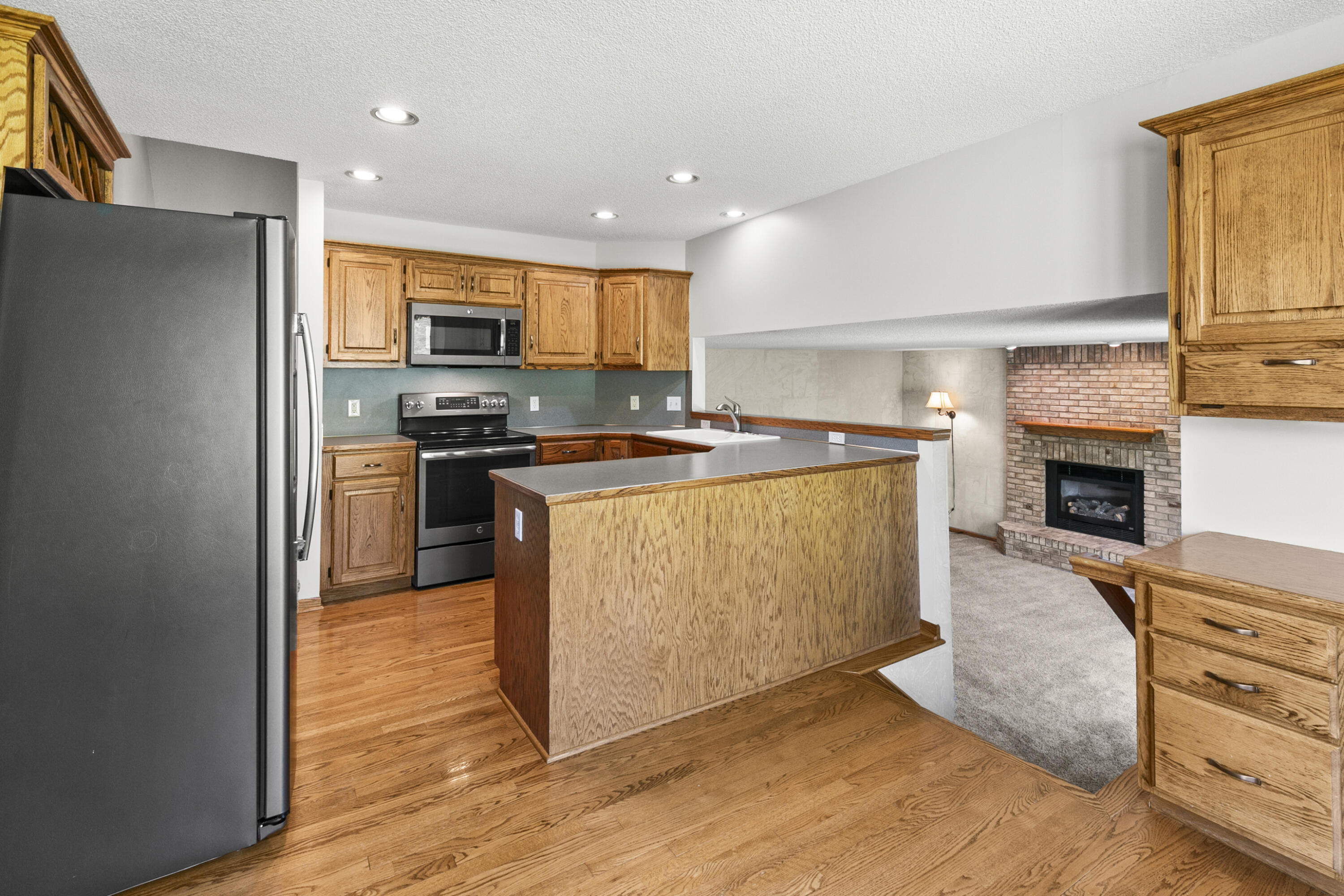 232 CANTERBURY Circle