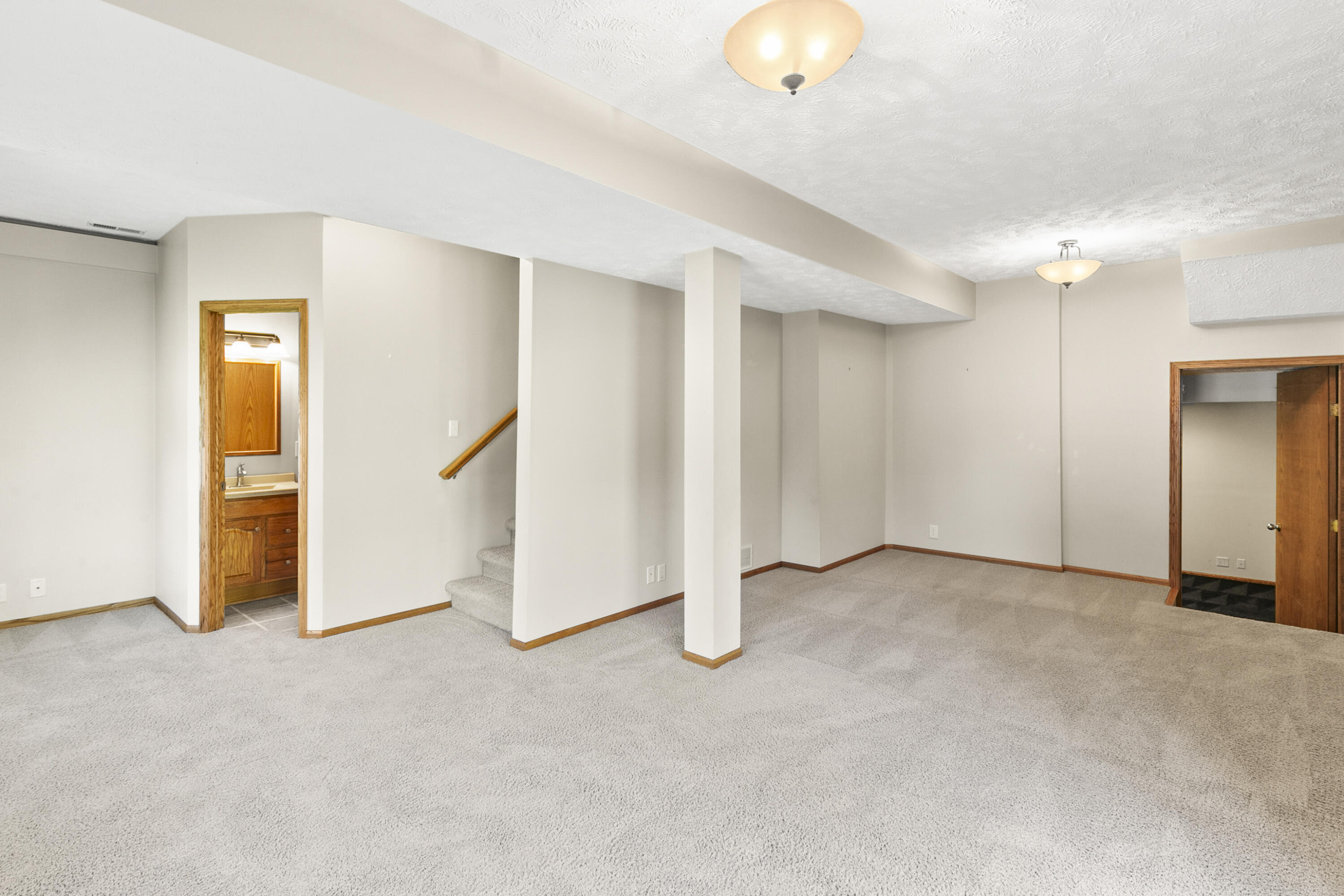 232 CANTERBURY Circle