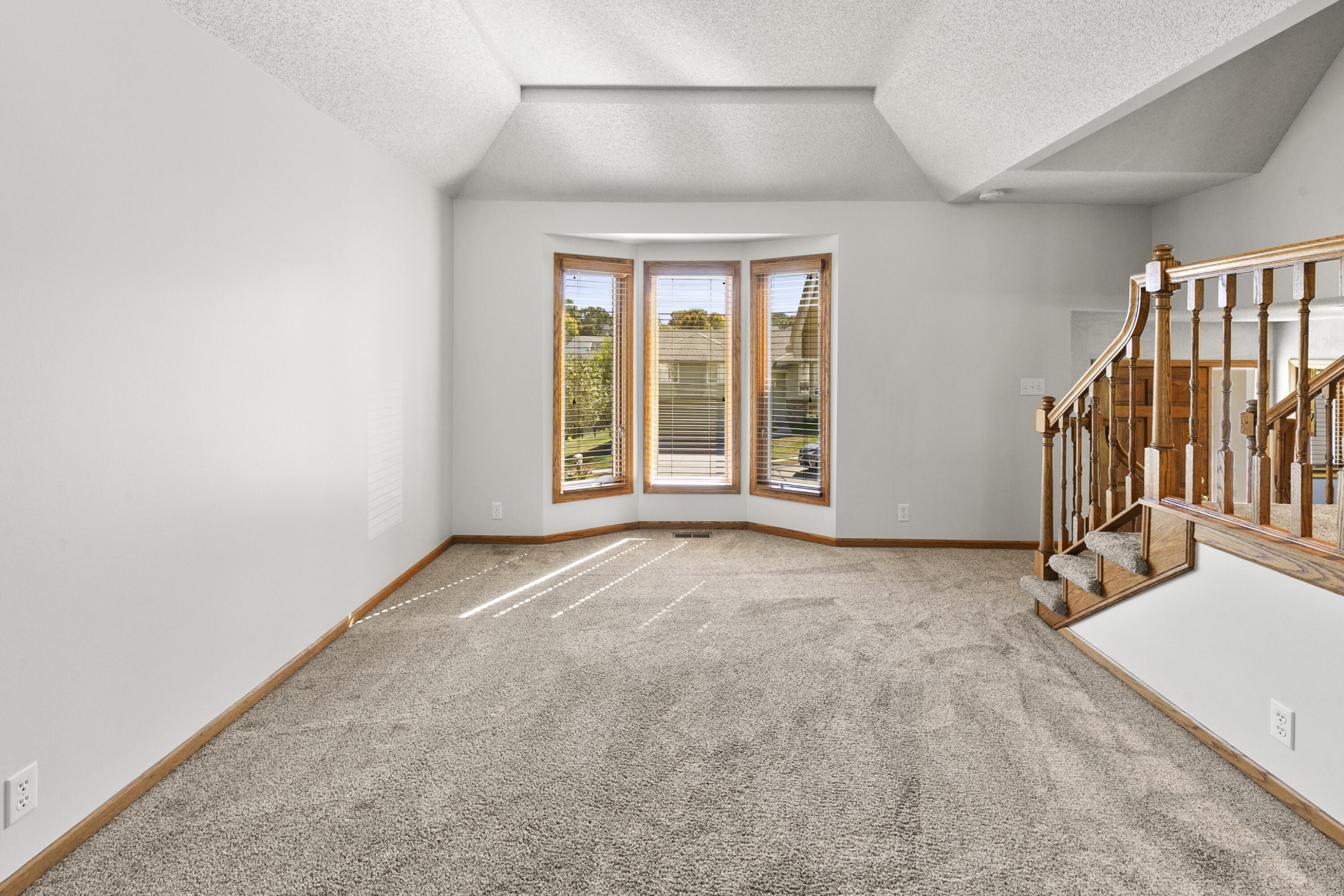 232 CANTERBURY Circle